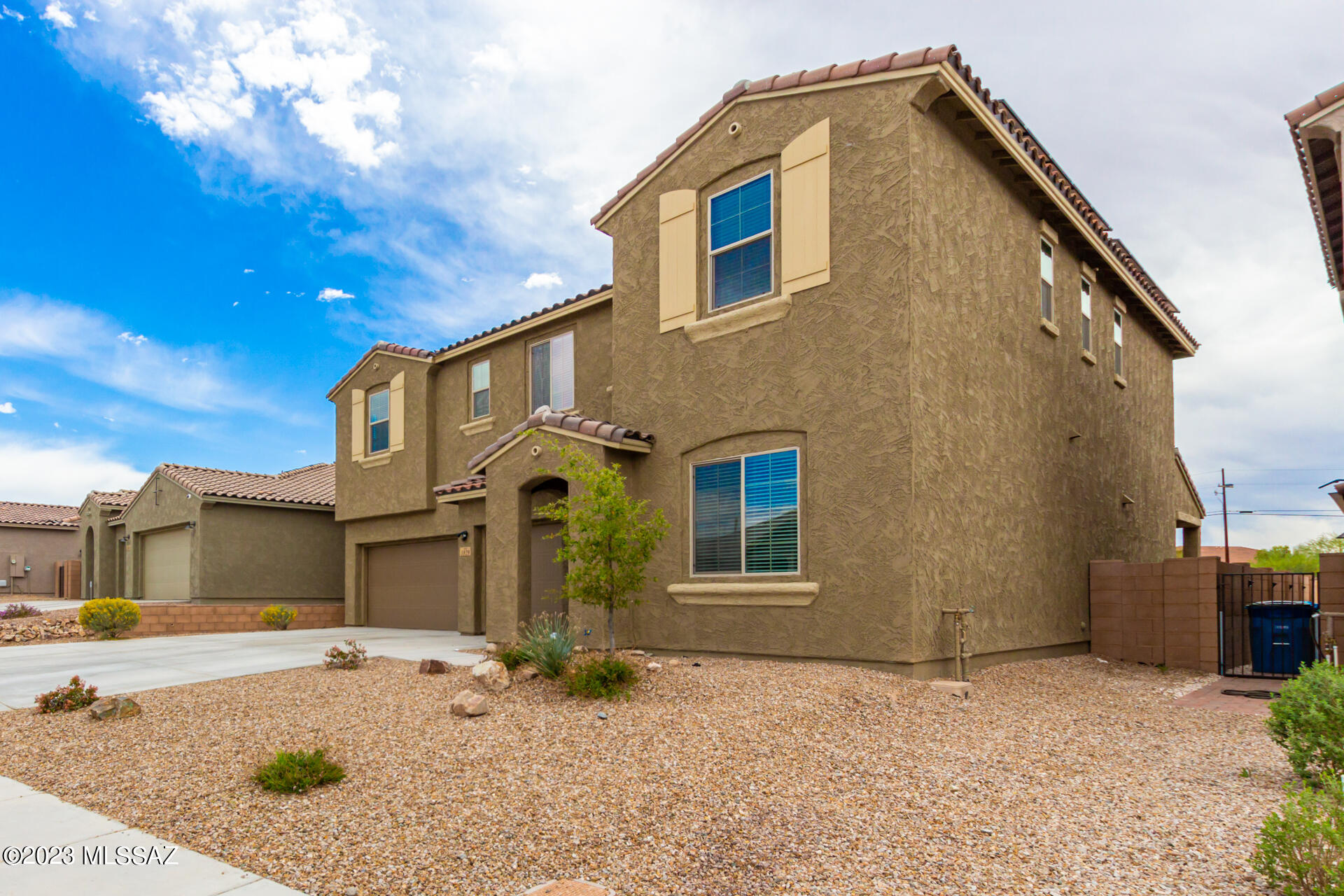 Desert Oasis At Twin Peaks - Residential