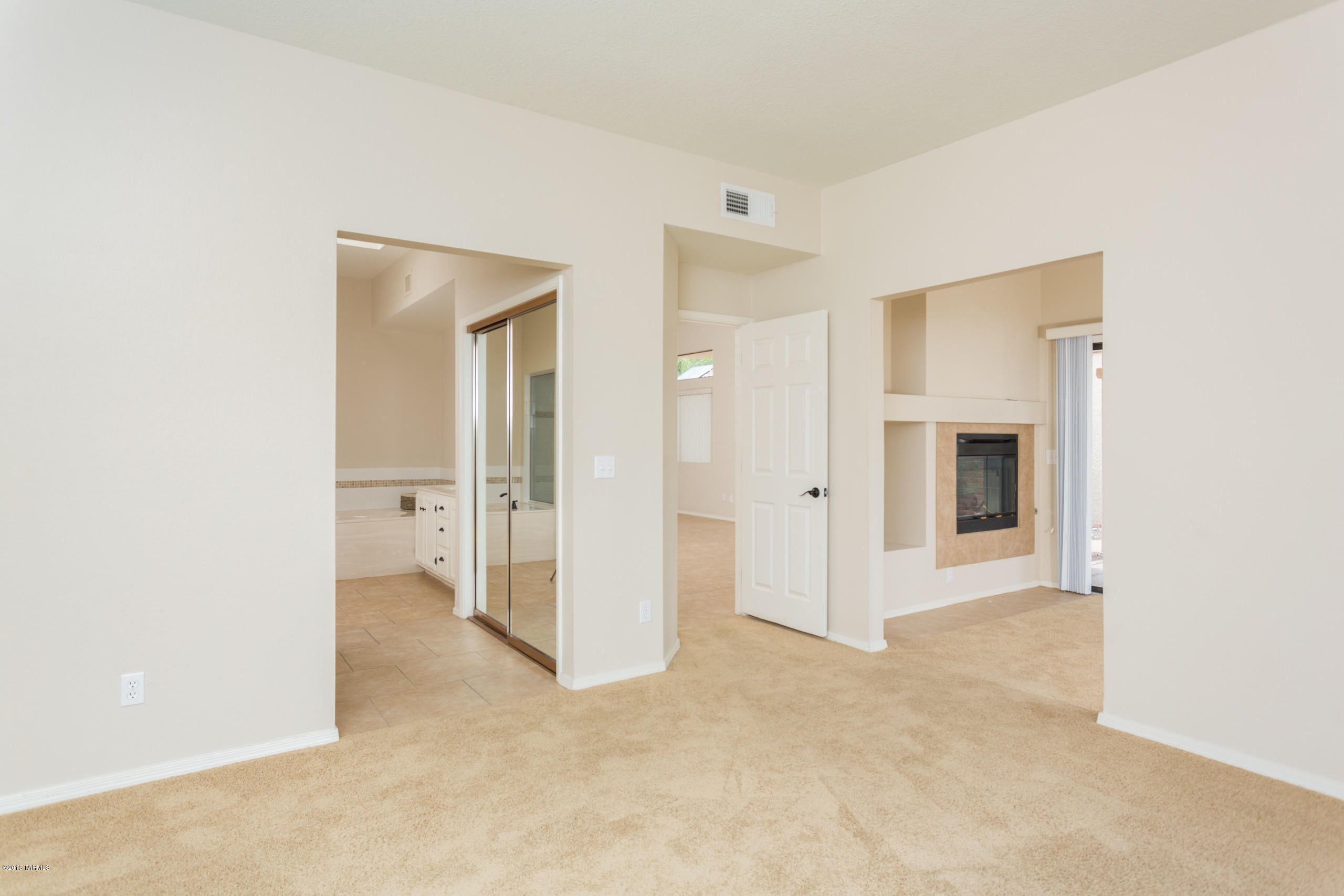 Sunrise Presidio East (1-87) - Residential Lease