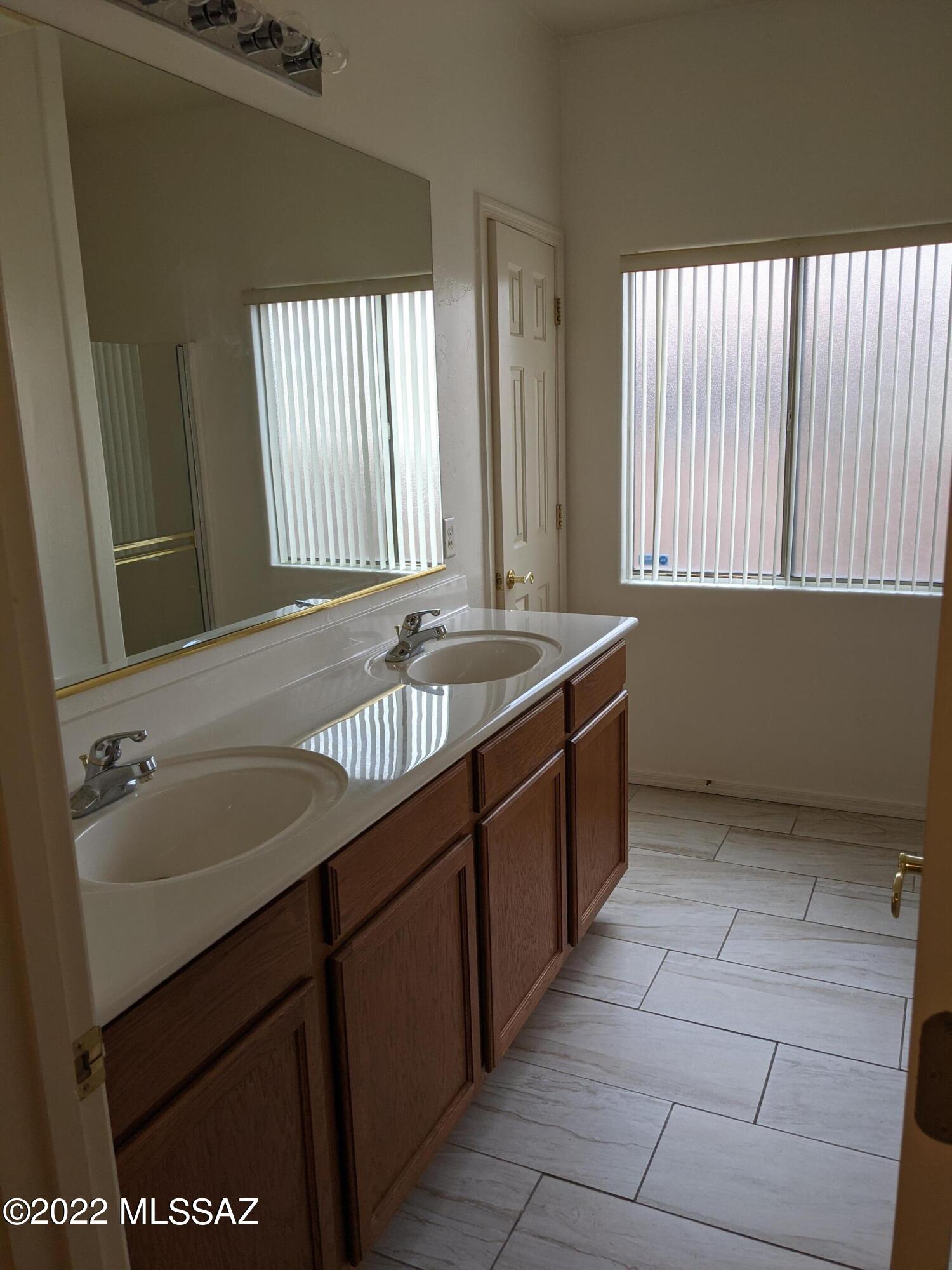 The Villages At Dove Mountain (114-234) - Residential Lease