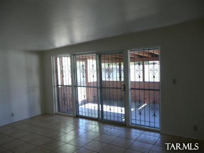 Carriage Hill (1-192) - Residential Lease