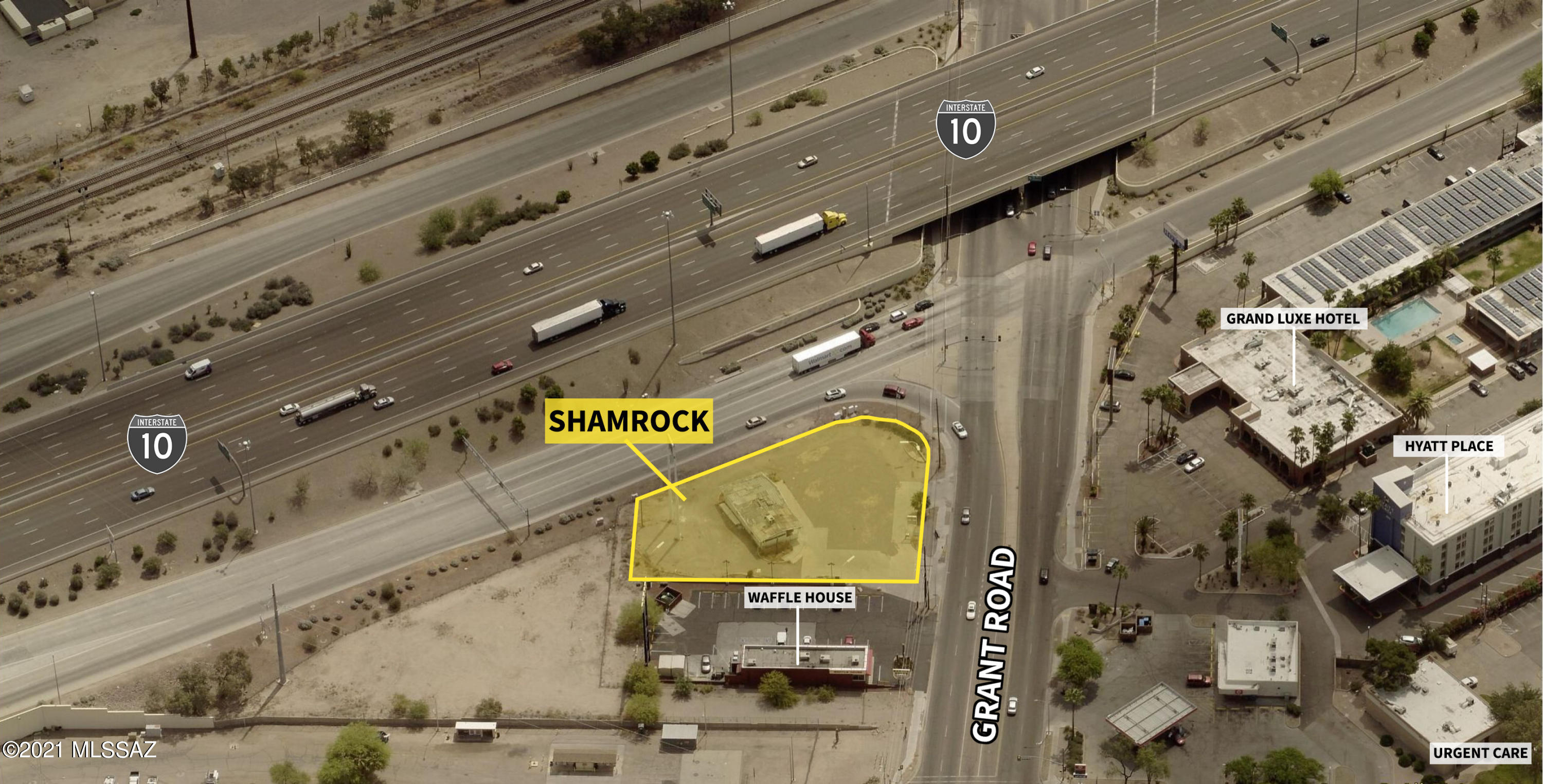 Located on the corner of Grant & I-10. This property is one of the busiest intersections in Tucson with traffic over 175,000 daily cars passing by. One of the best locations in Tucson with huge freeway signage visible by everyone on and off the freeway. Close to Downtown, U of A, hotels, shopping and restaurants. Property is zoned I-1 and could be used as a Auto Repair, Gas Station, Convenience Store or Restaurant. Also for sale is the Chevron Gas Station near Grant & I-10 for $1,500,000. 1570 W Grant Rd