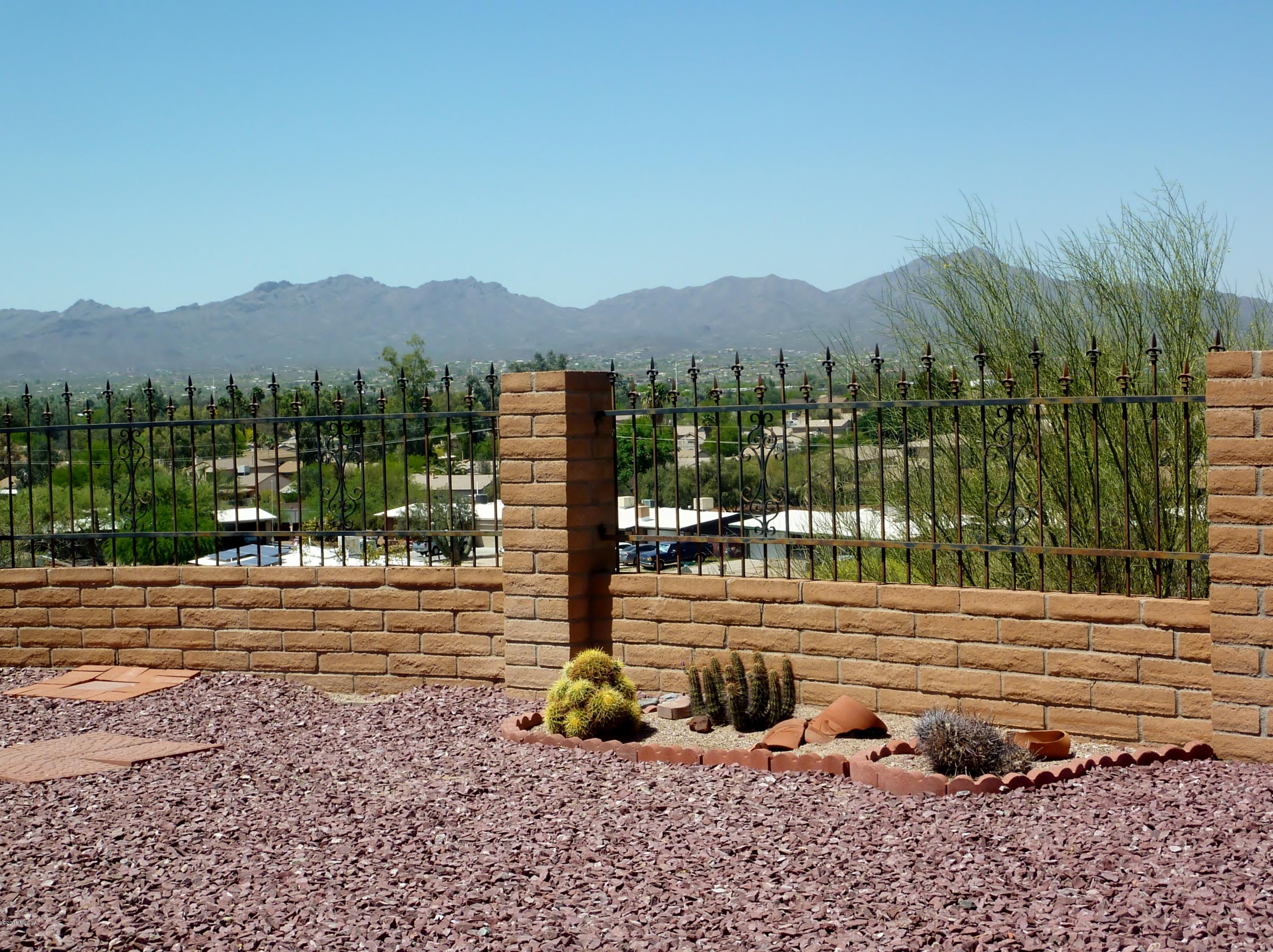 Casas Adobes Park (416-540) - Residential