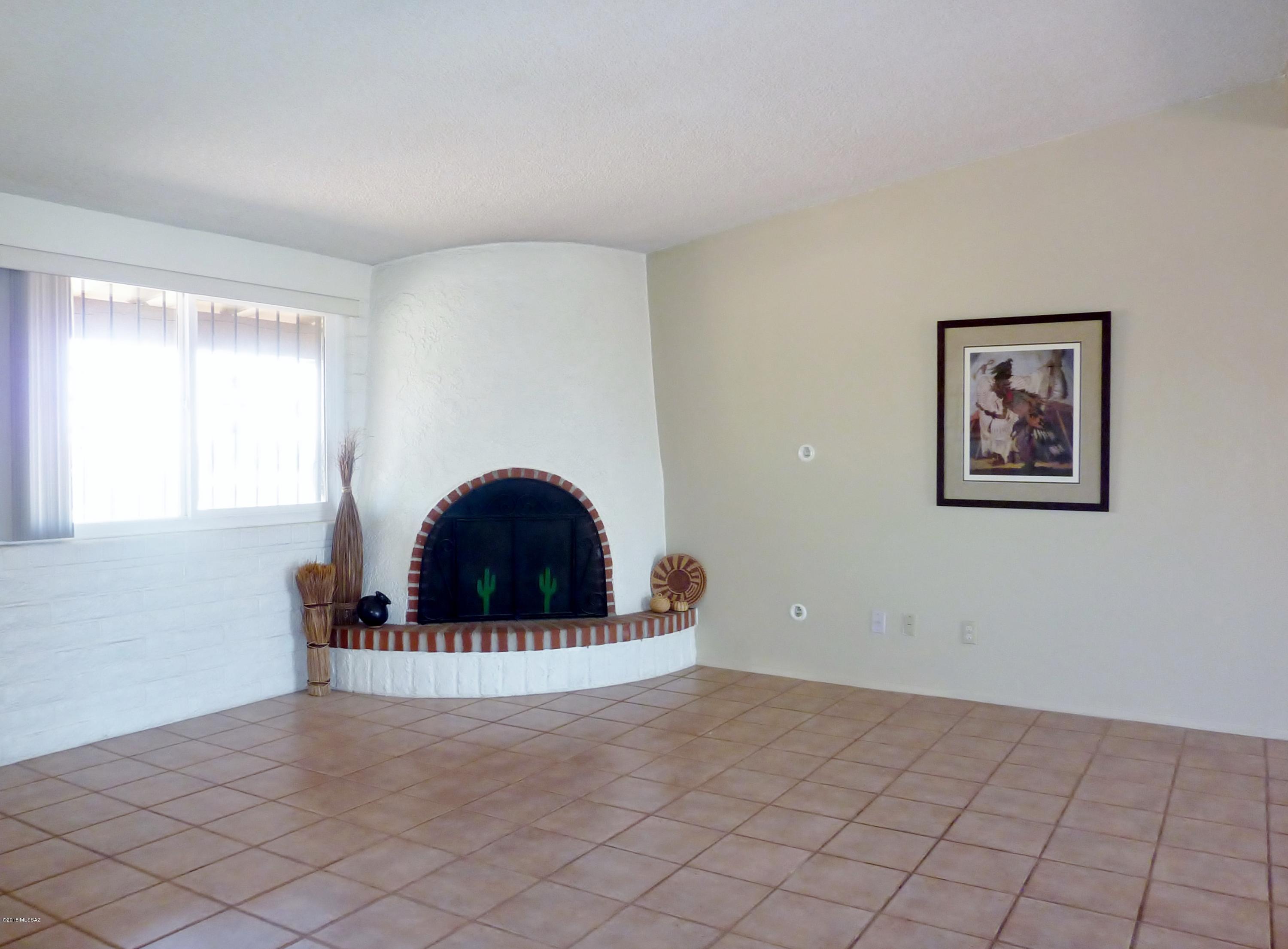 Casas Adobes Park (416-540) - Residential