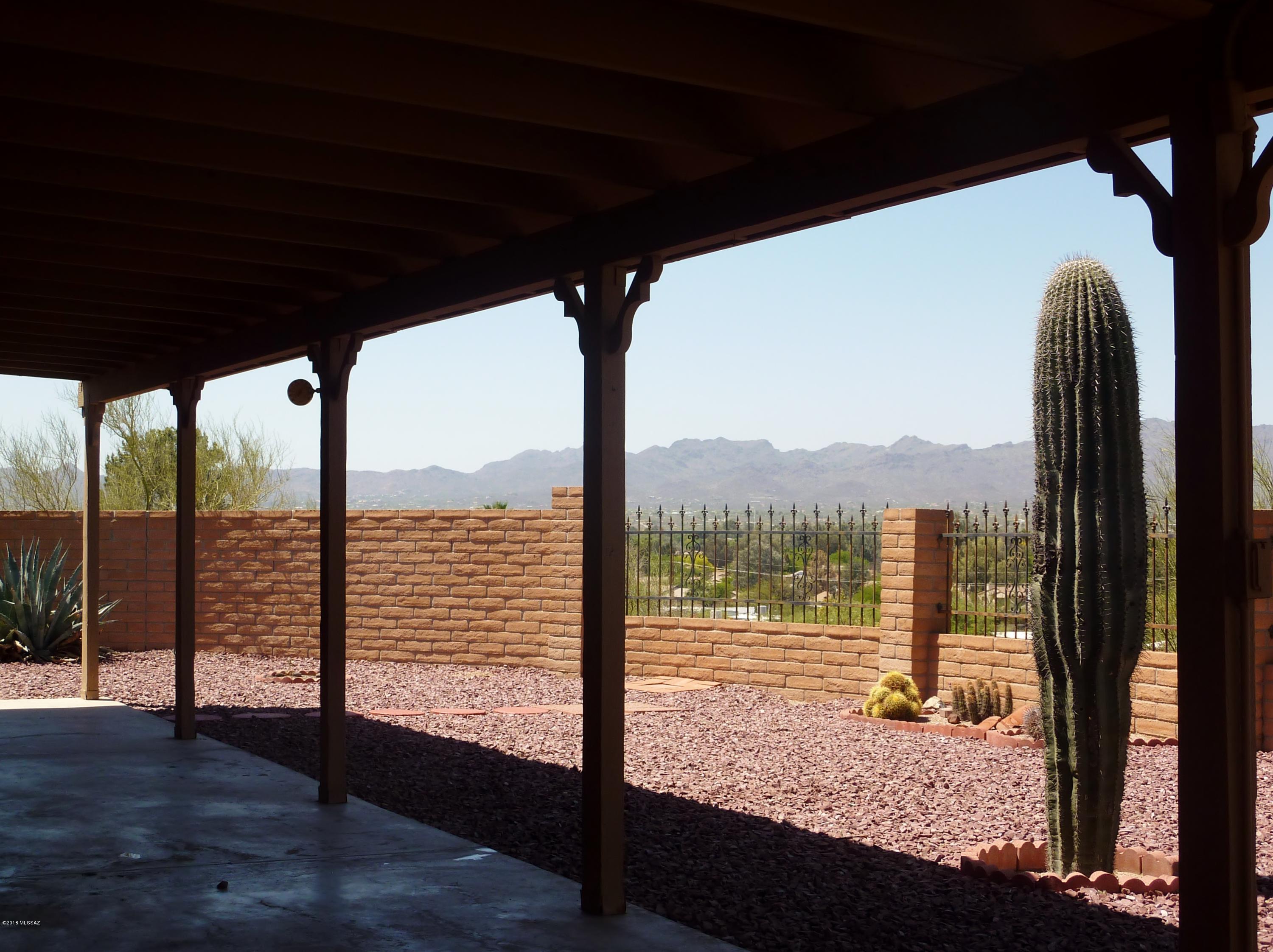 Casas Adobes Park (416-540) - Residential
