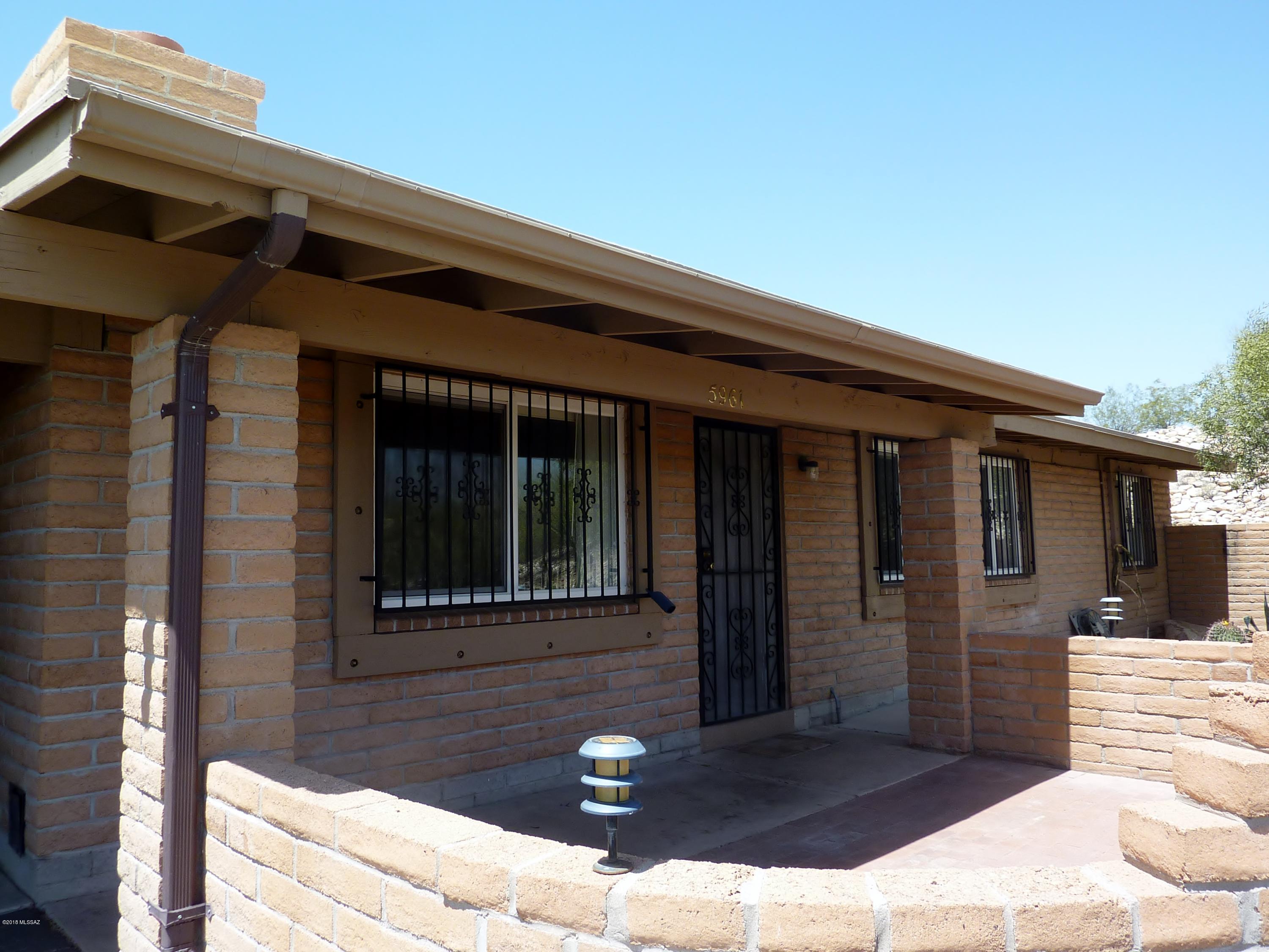 Casas Adobes Park (416-540) - Residential