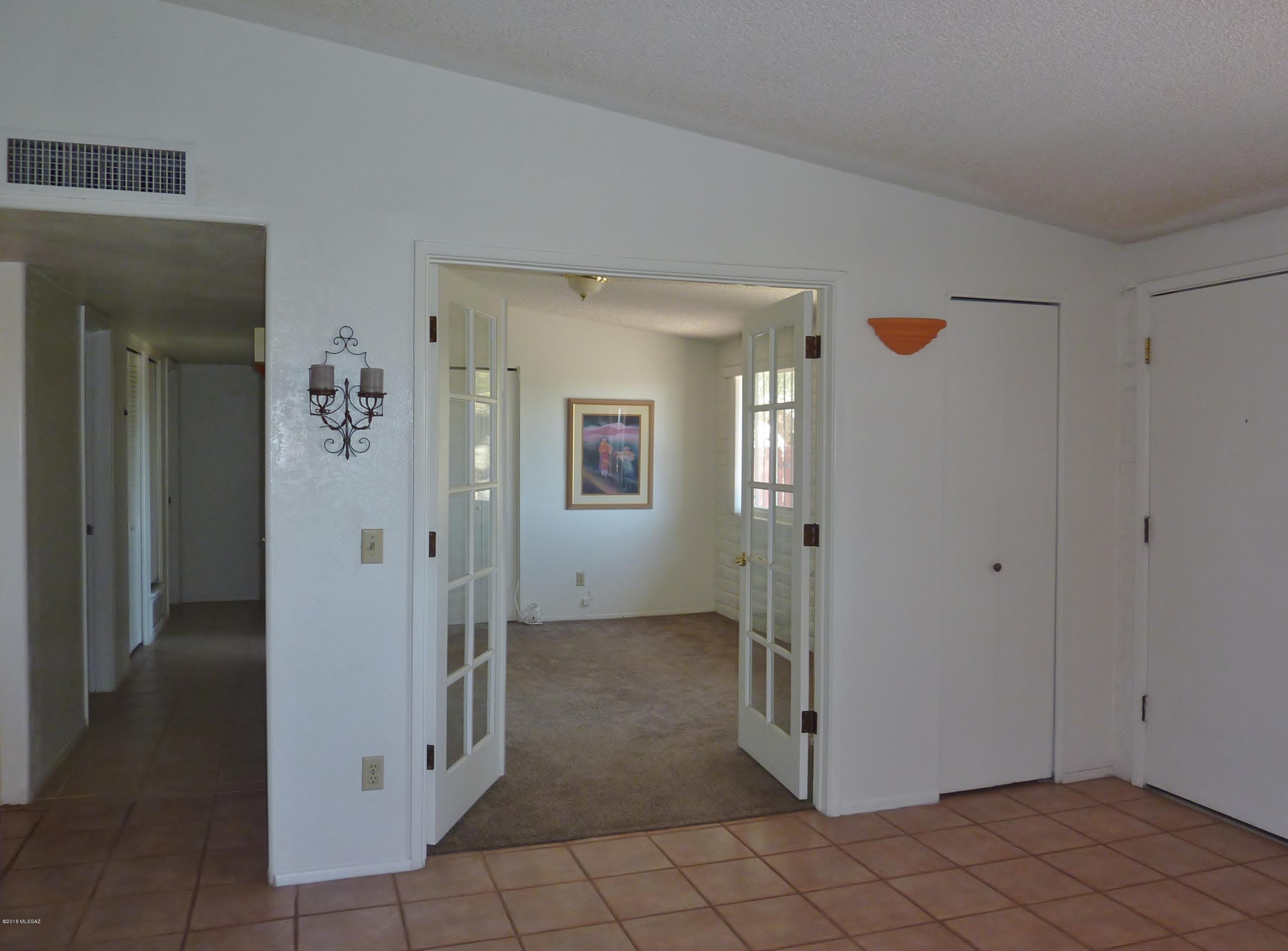 Casas Adobes Park (416-540) - Residential