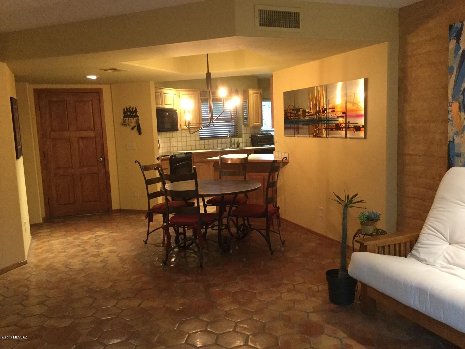 Tucson Racquet Club Twnhms. (1-56) - Residential
