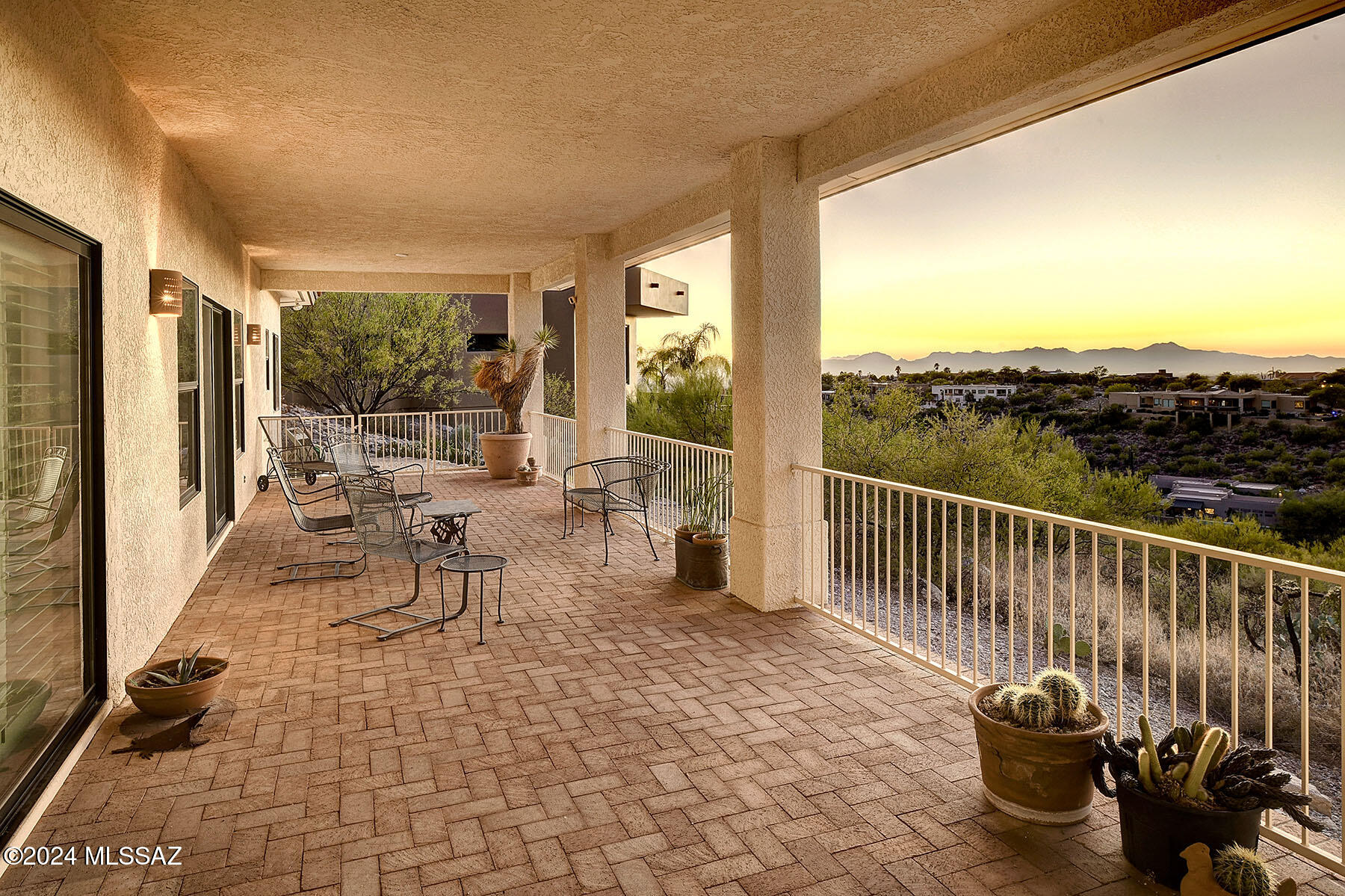 Alta Vista (99-145) - Residential