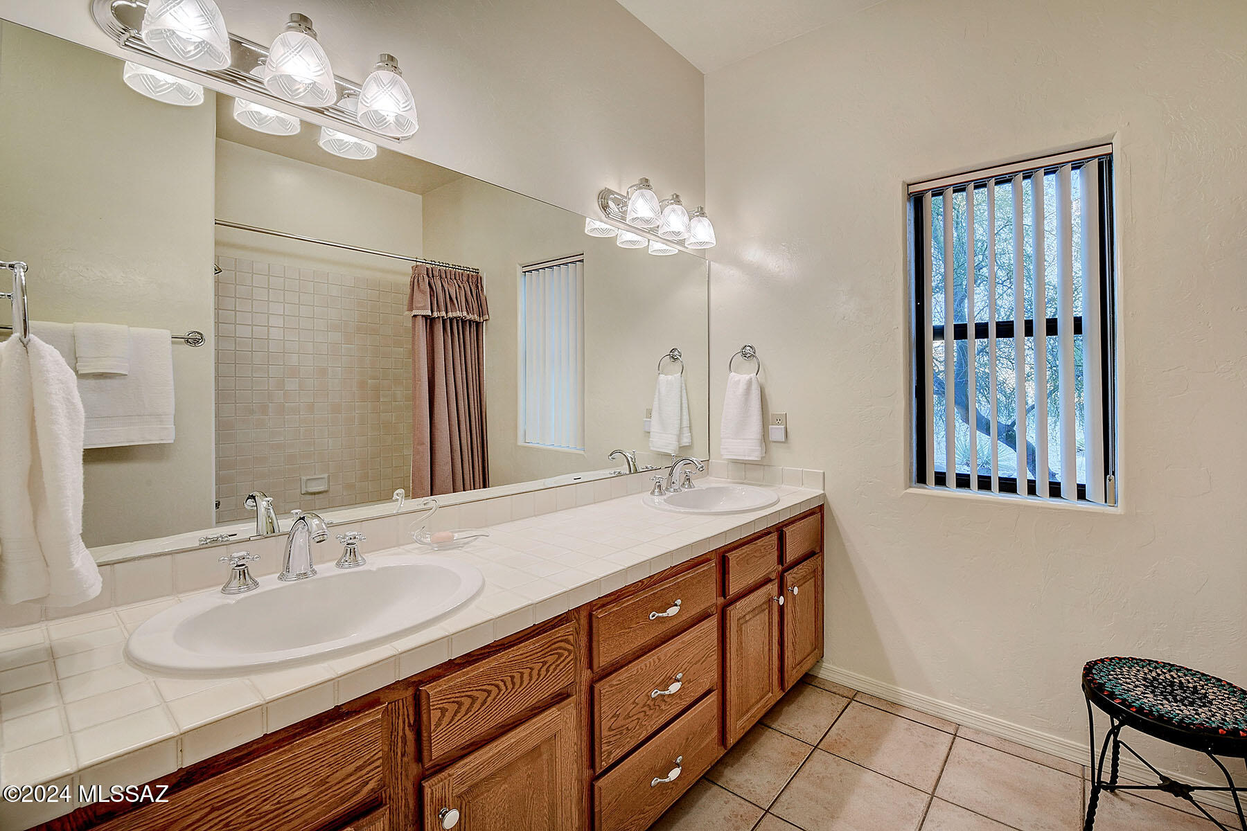 Alta Vista (99-145) - Residential