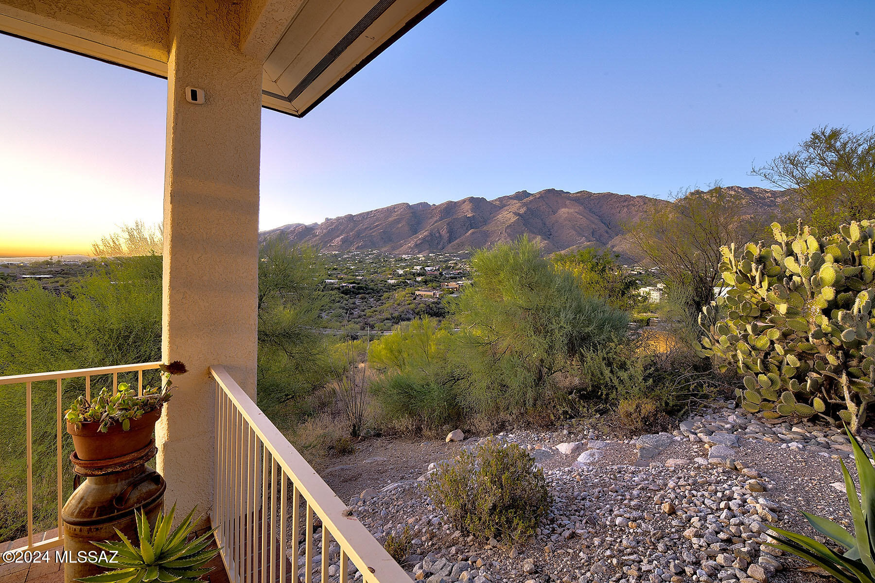 Alta Vista (99-145) - Residential