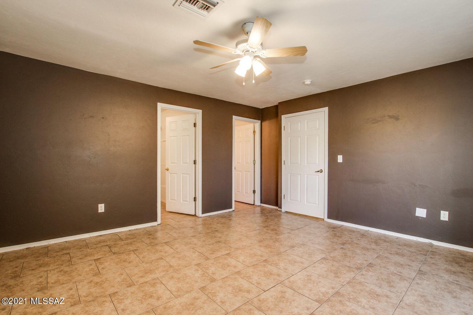 Sunset Foothills Condos (1-201) - Residential