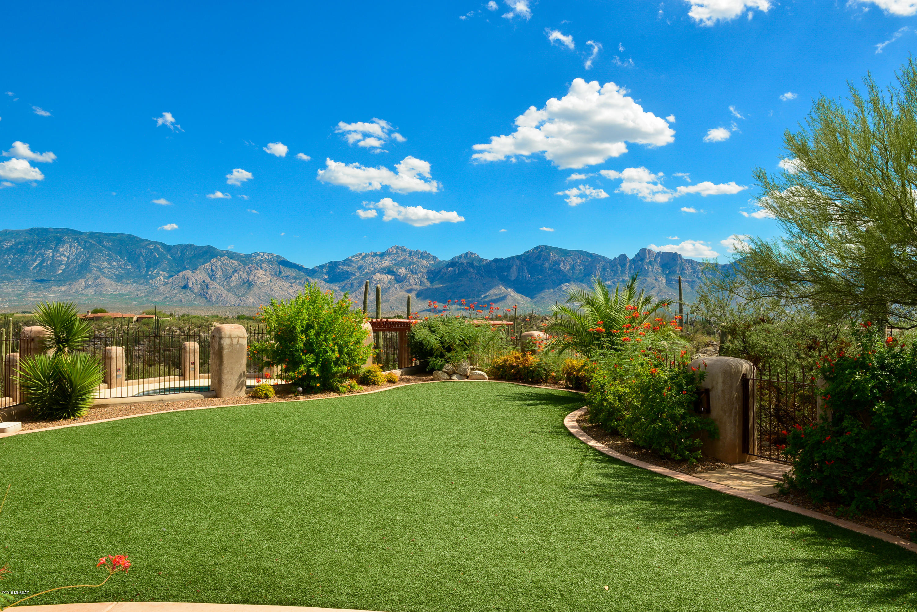 Honey Bee Canyon Estates - Residential