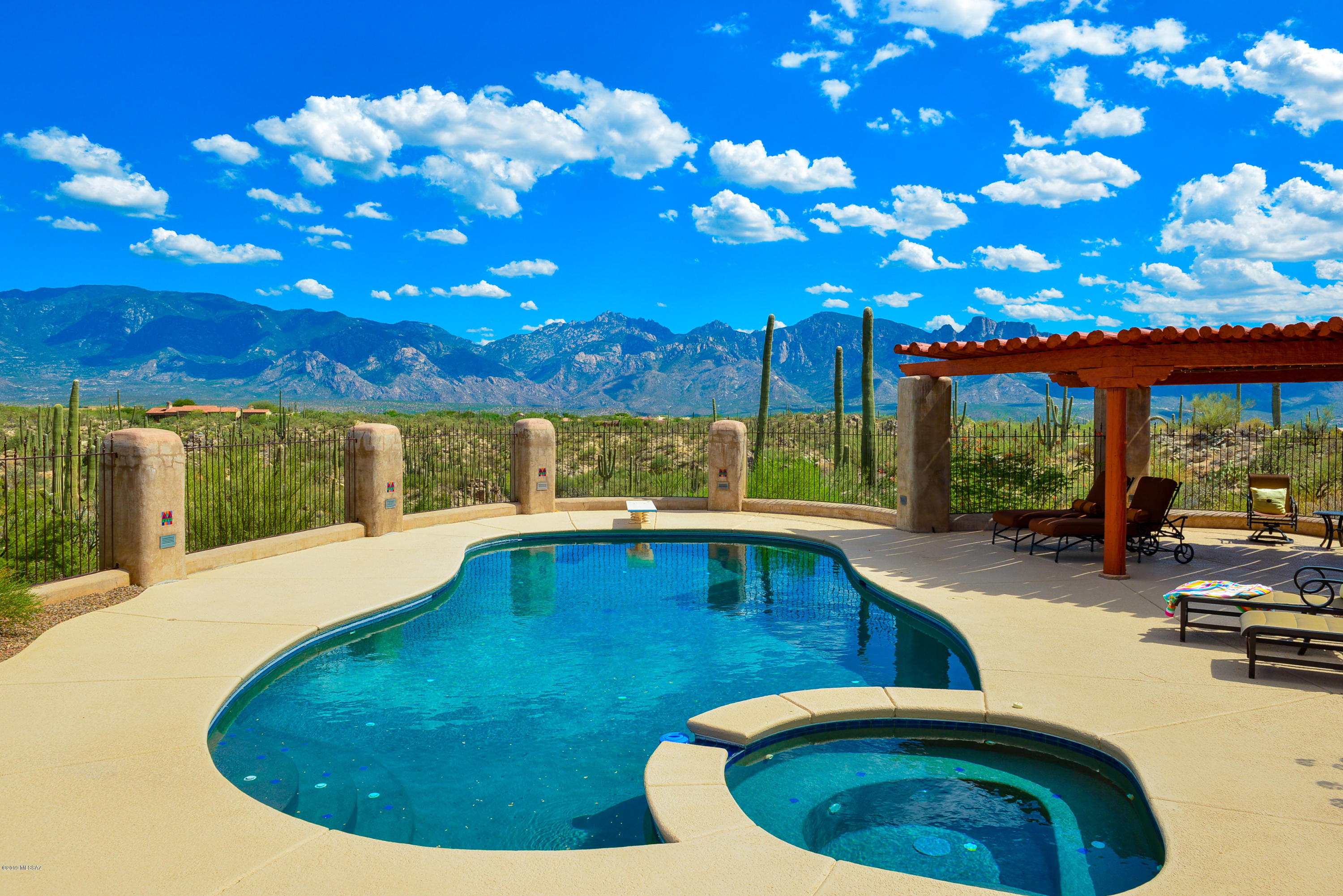 Honey Bee Canyon Estates - Residential