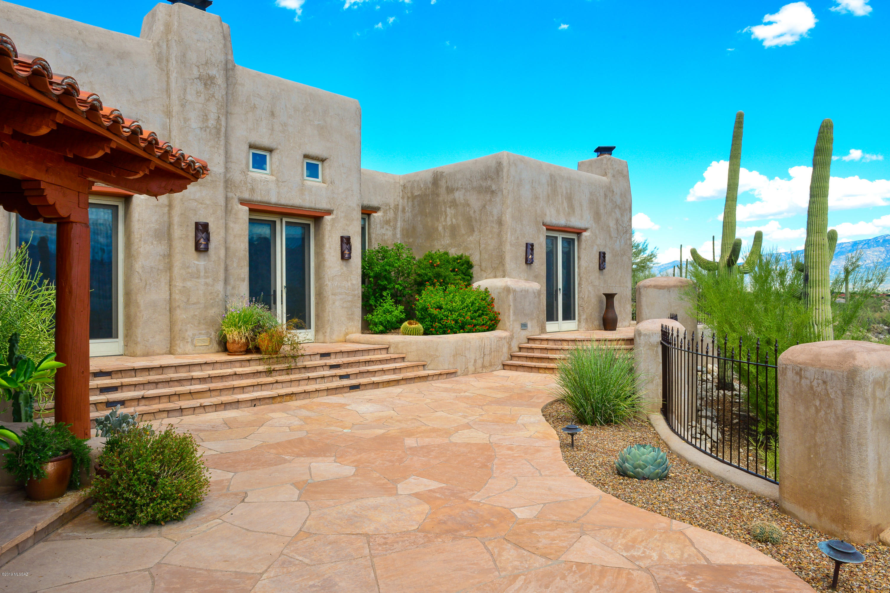 Honey Bee Canyon Estates - Residential