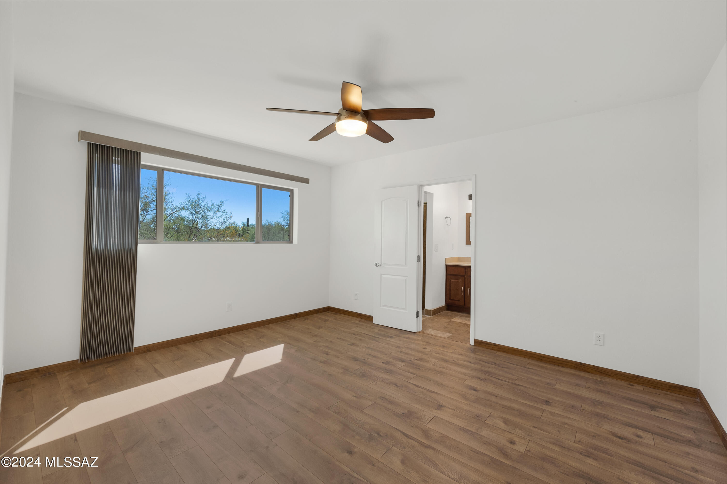 Tres Lomas (1-147) - Residential