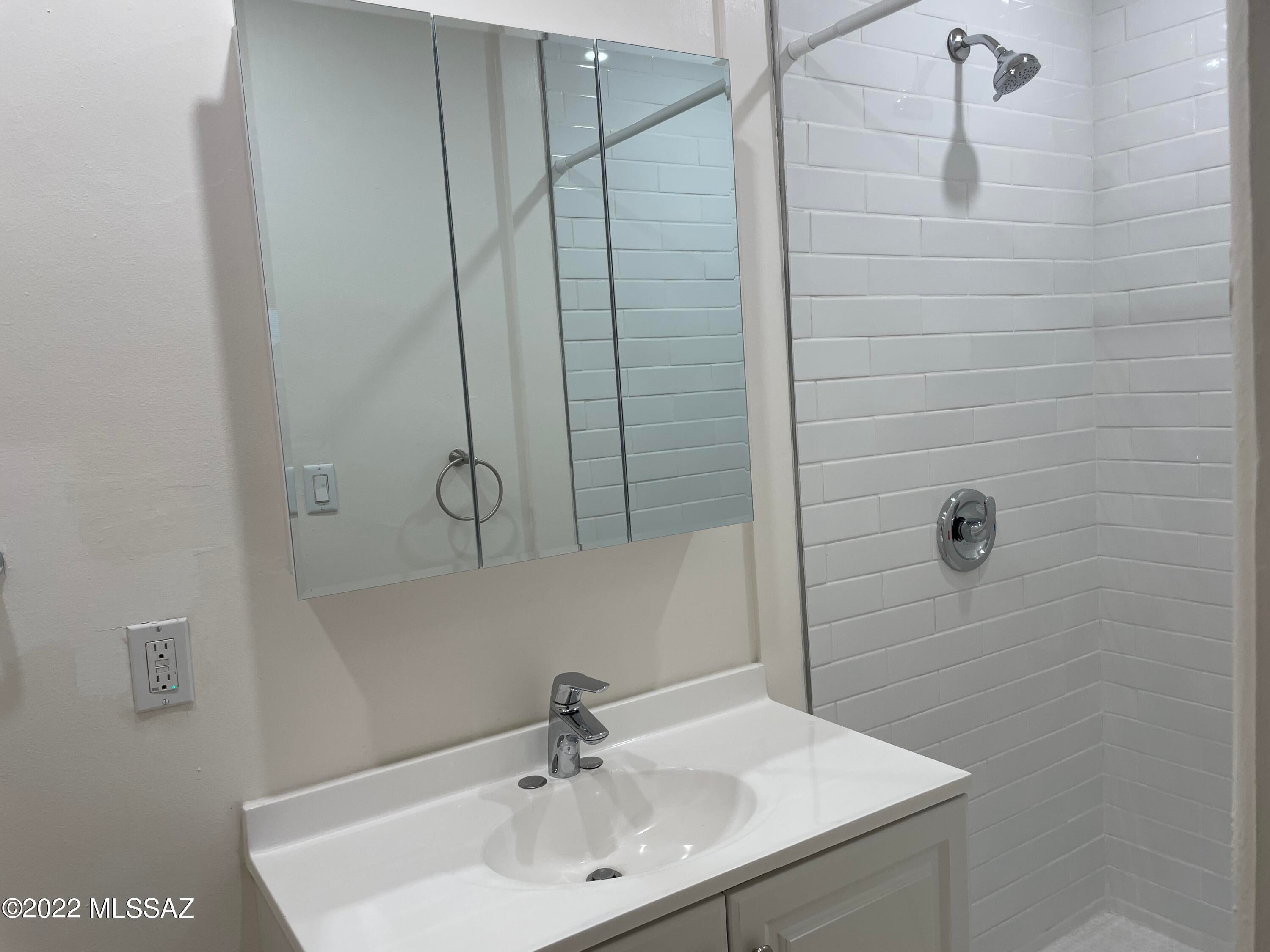 El Cortez Heights - Residential Lease