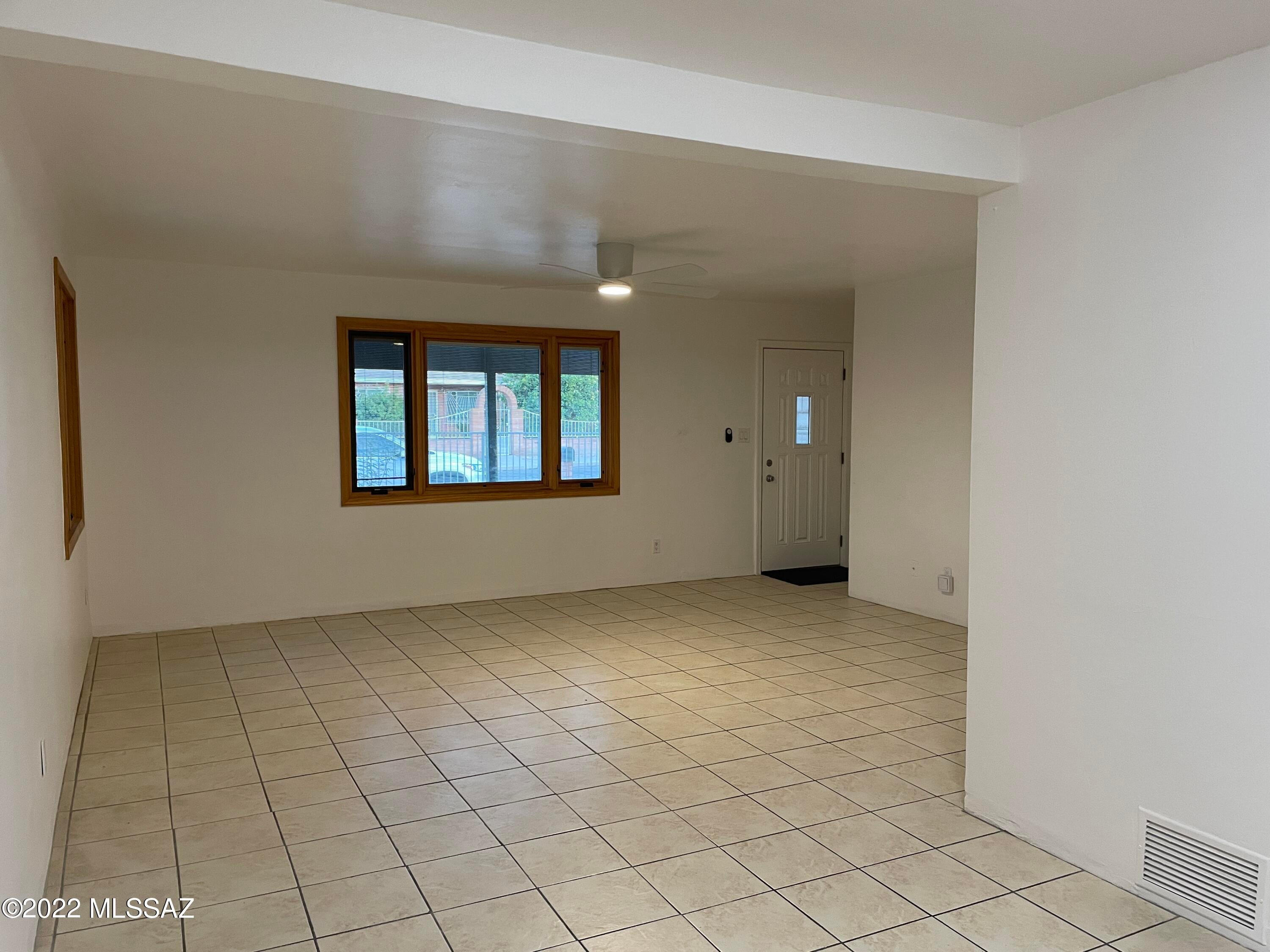 El Cortez Heights - Residential Lease