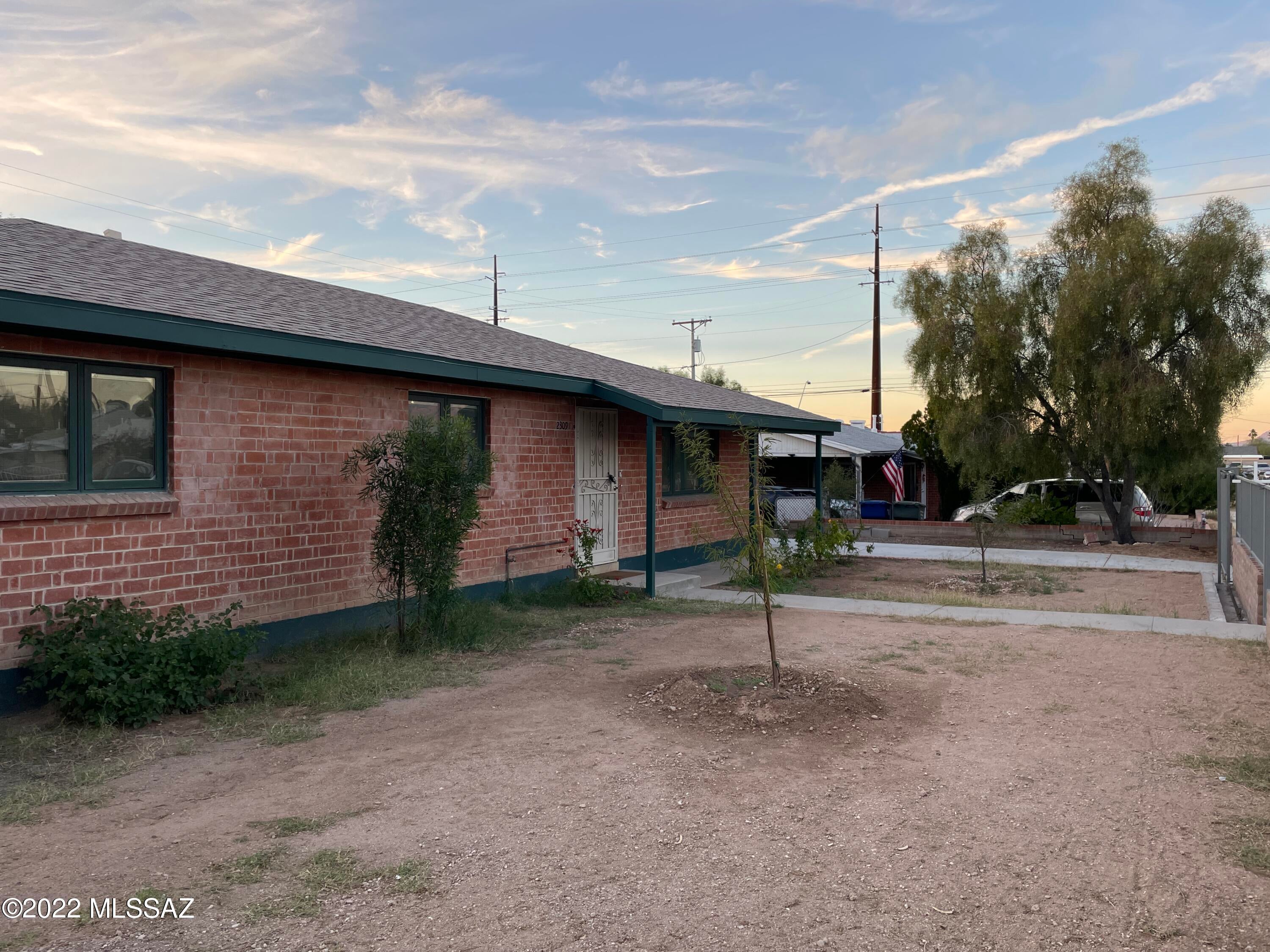 El Cortez Heights - Residential Lease