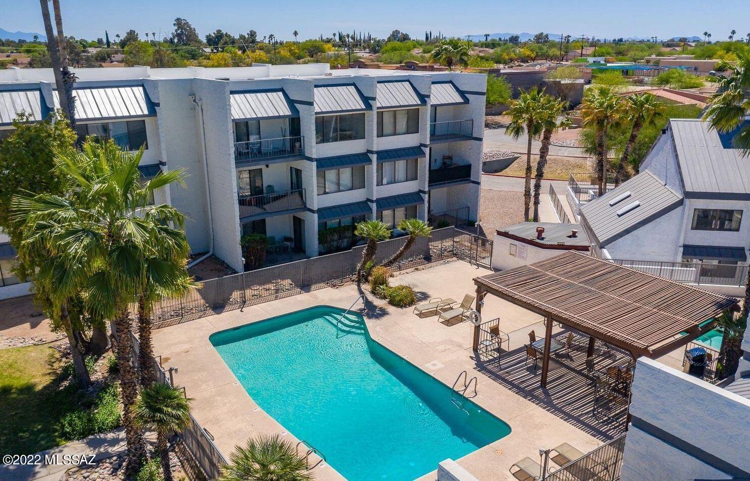 Le Mirador - Residential Lease