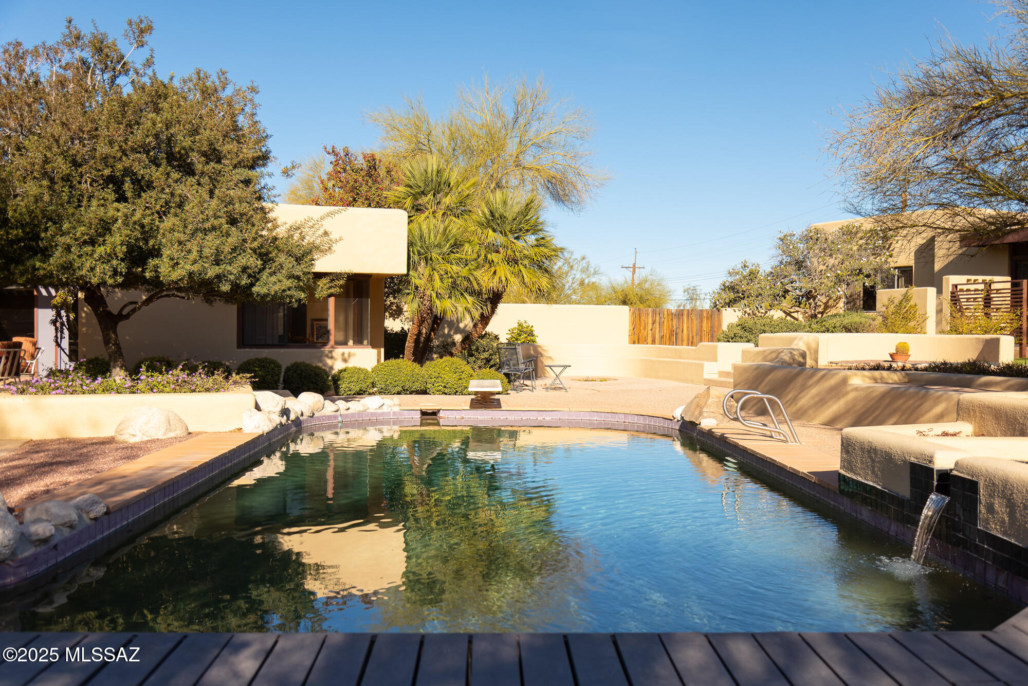 Paseo Los Altos (1-8) - Residential