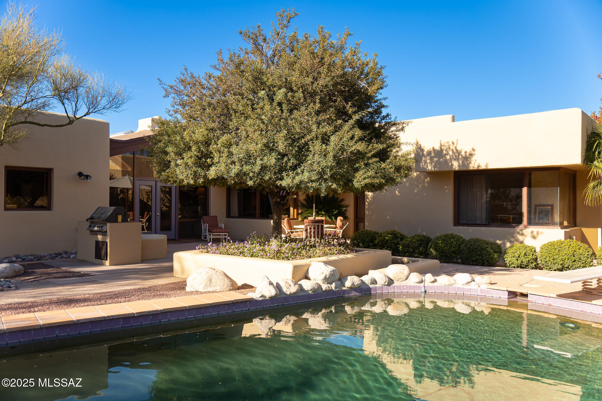 Paseo Los Altos (1-8) - Residential