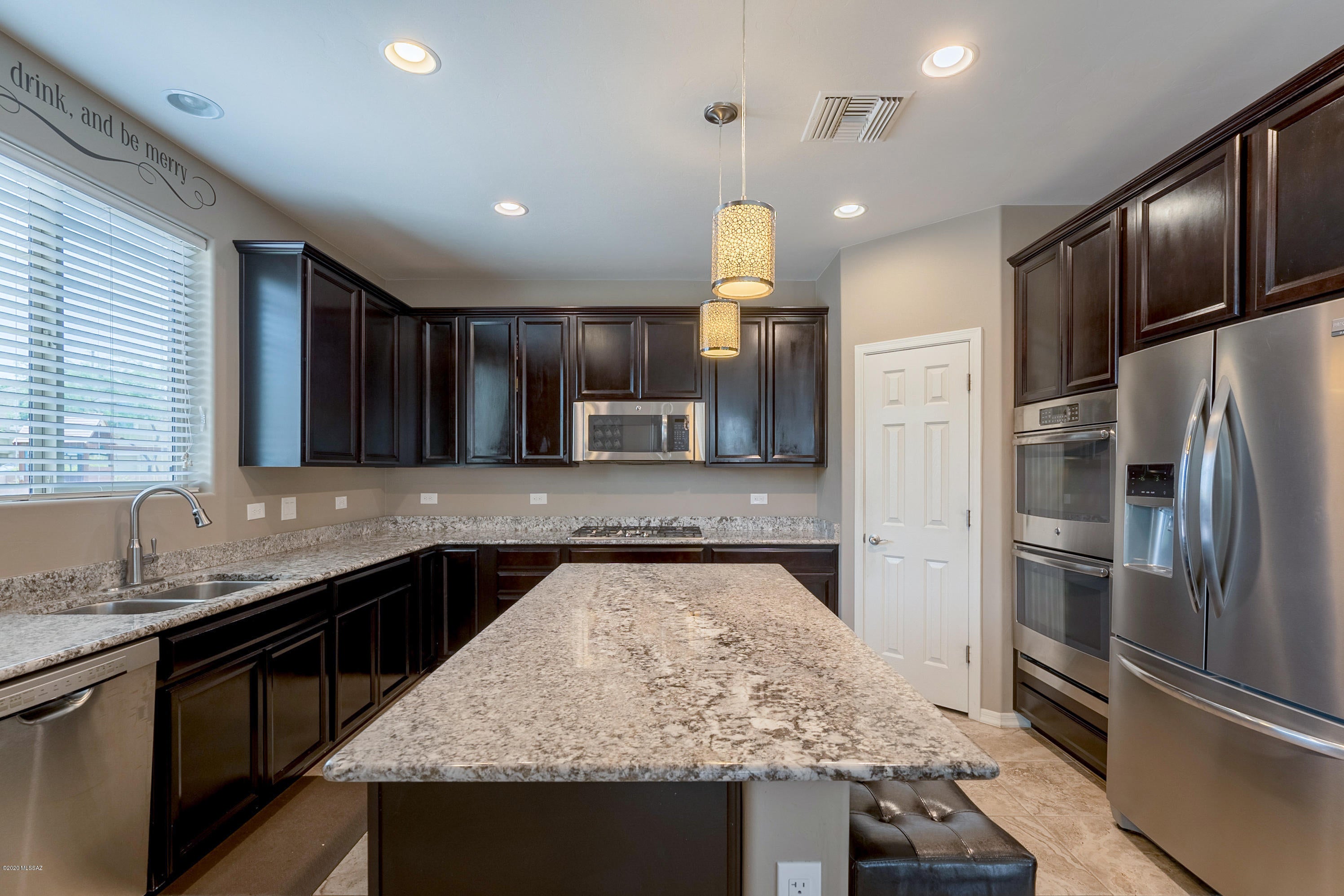 Interstate 10 and Kolb Road - Residential Lease