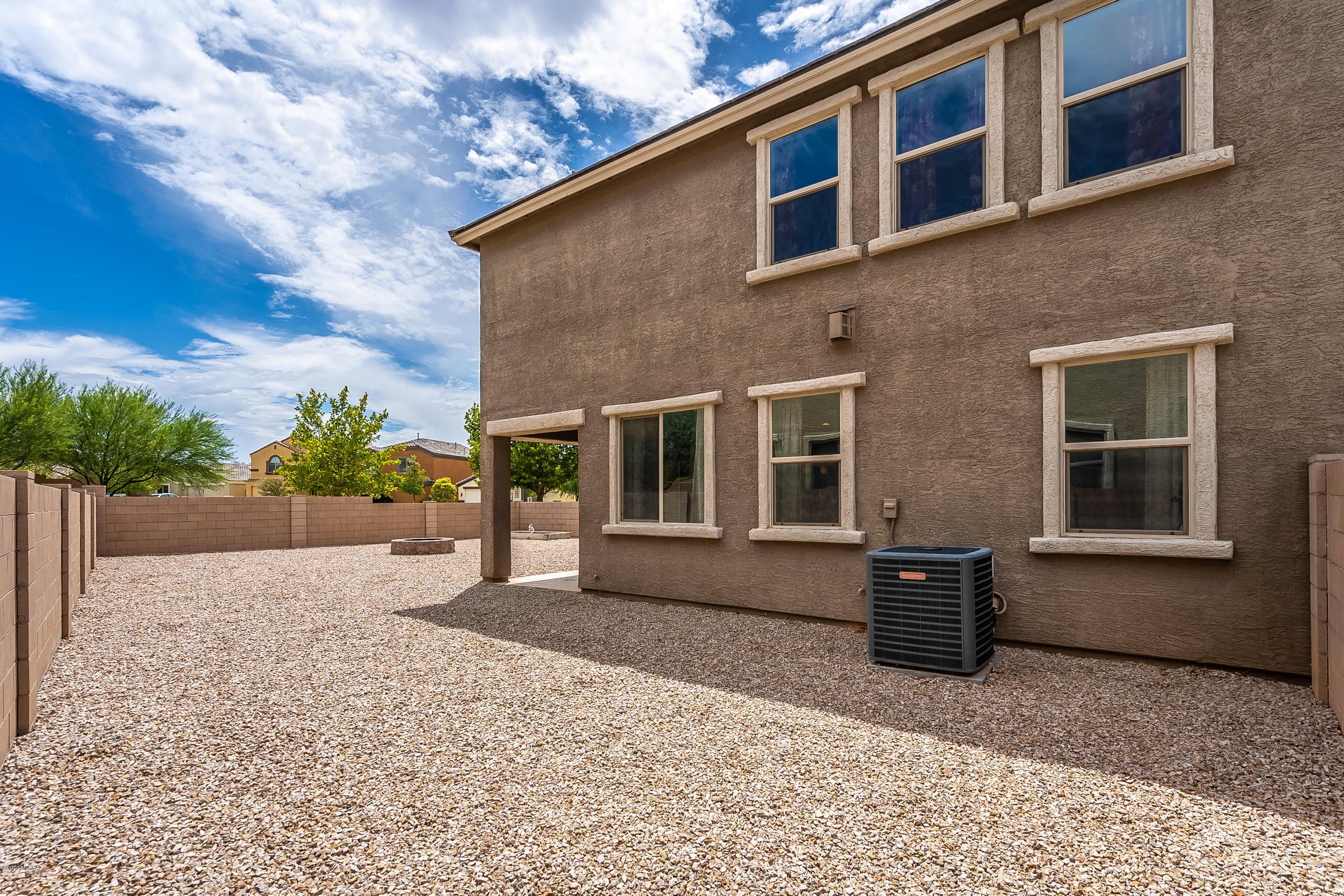 Interstate 10 and Kolb Road - Residential Lease