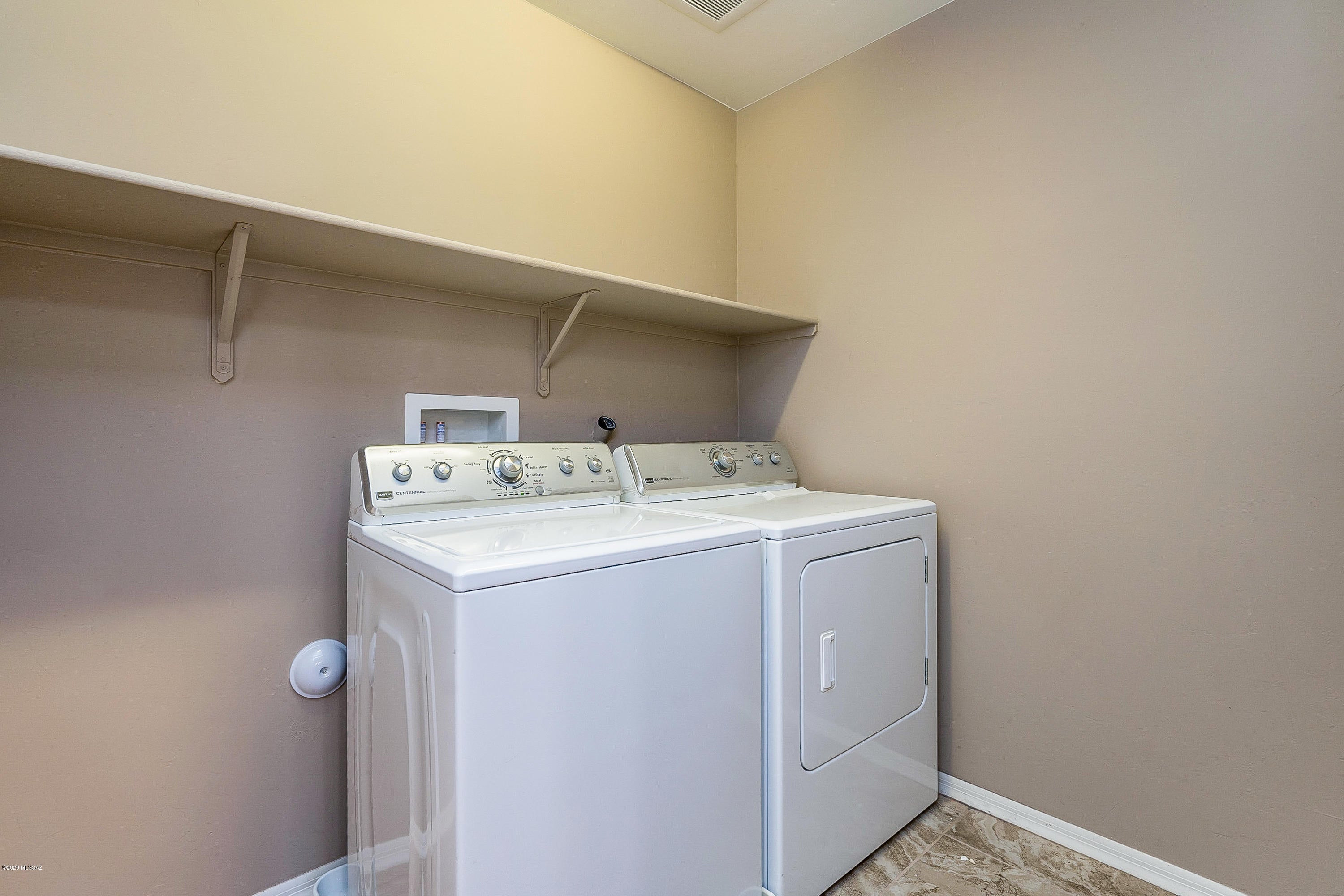 Interstate 10 and Kolb Road - Residential Lease