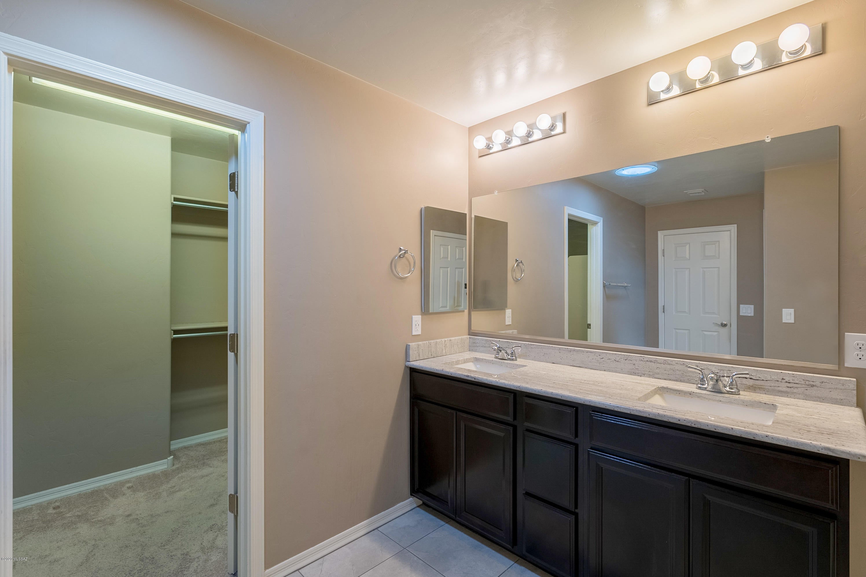 Interstate 10 and Kolb Road - Residential Lease