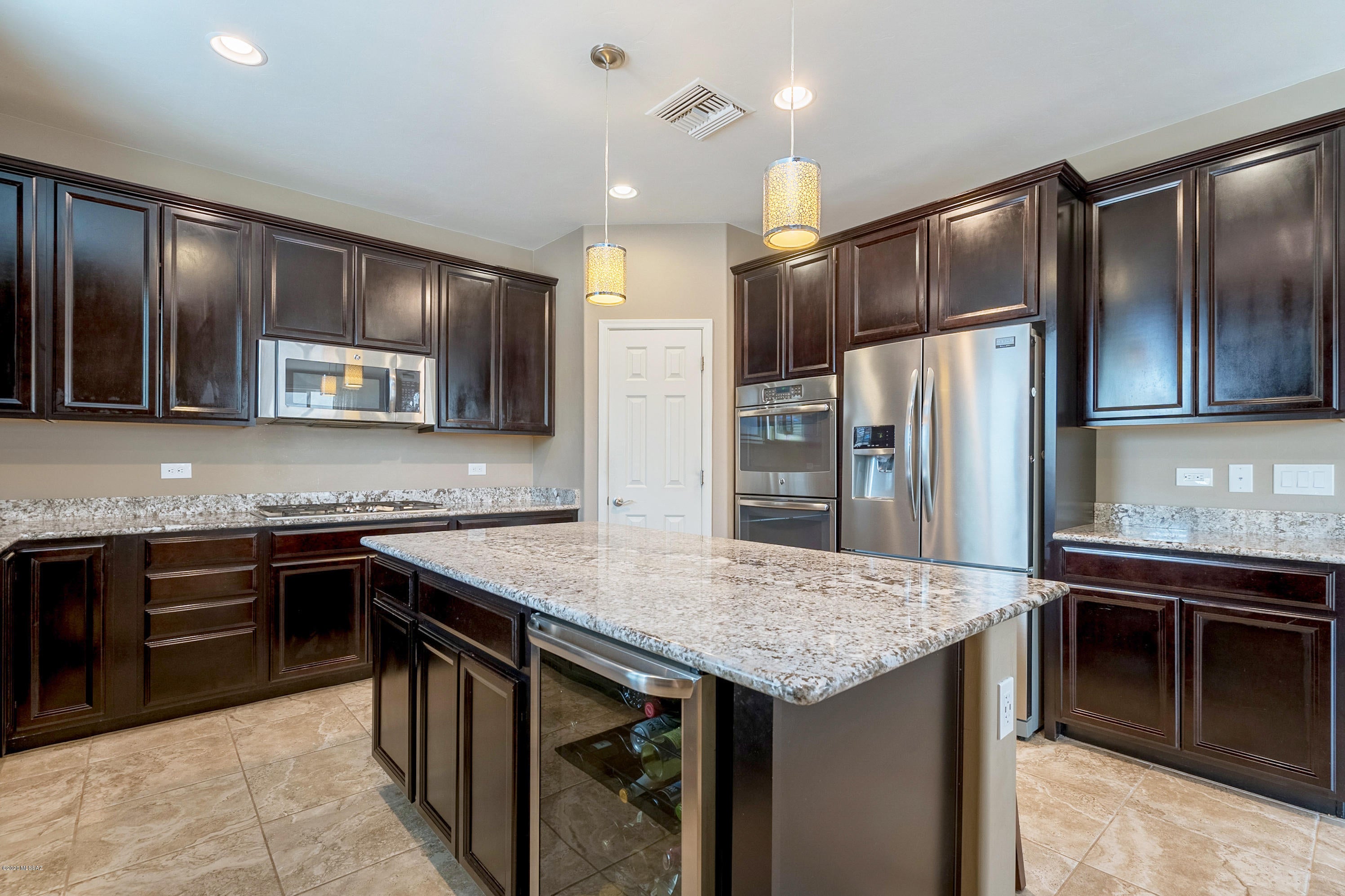 Interstate 10 and Kolb Road - Residential Lease