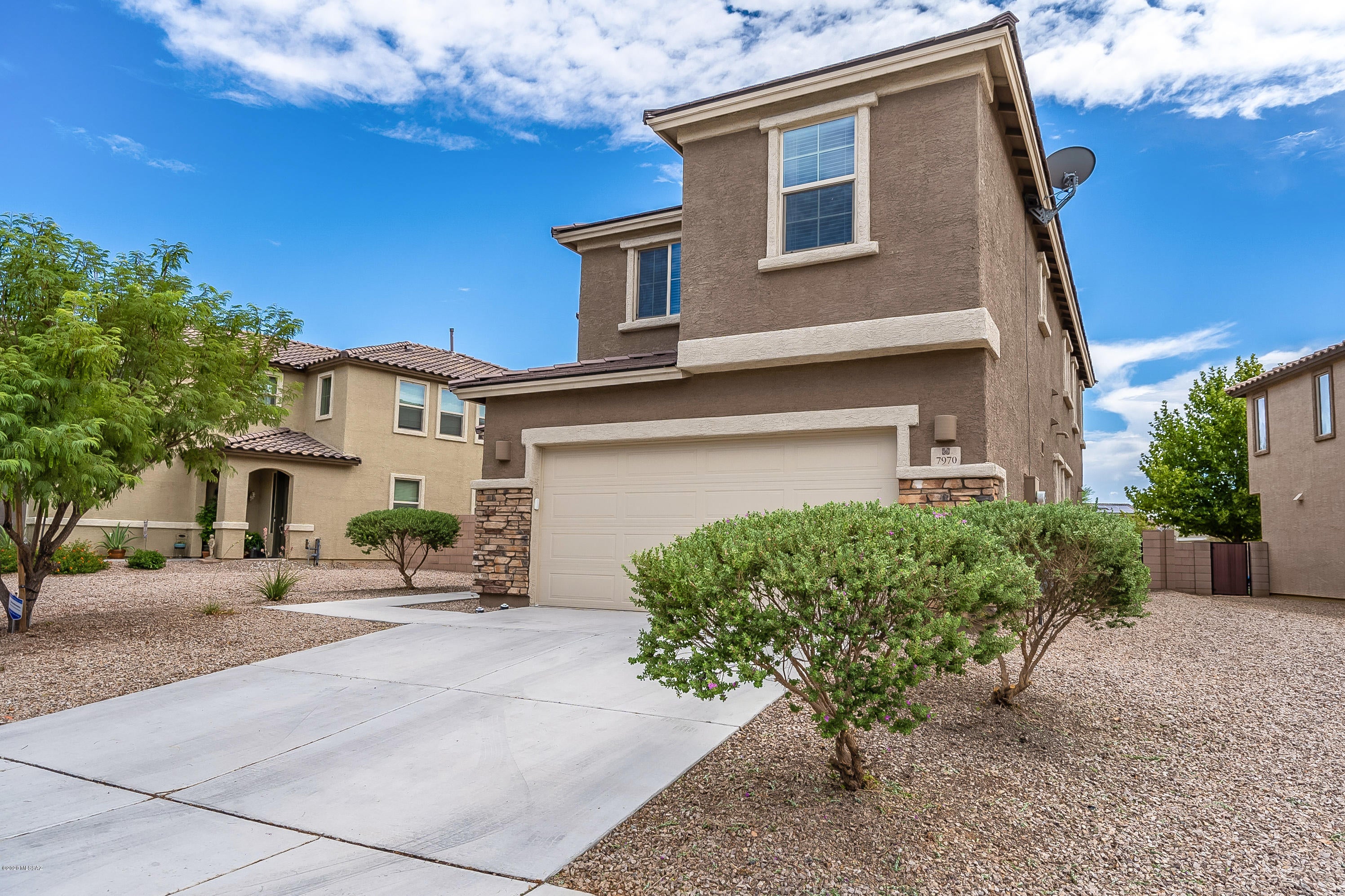 Interstate 10 and Kolb Road - Residential Lease