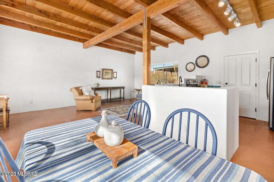 La Cholla Airpark - Residential