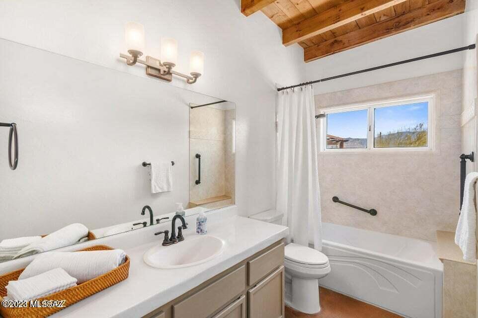 La Cholla Airpark - Residential
