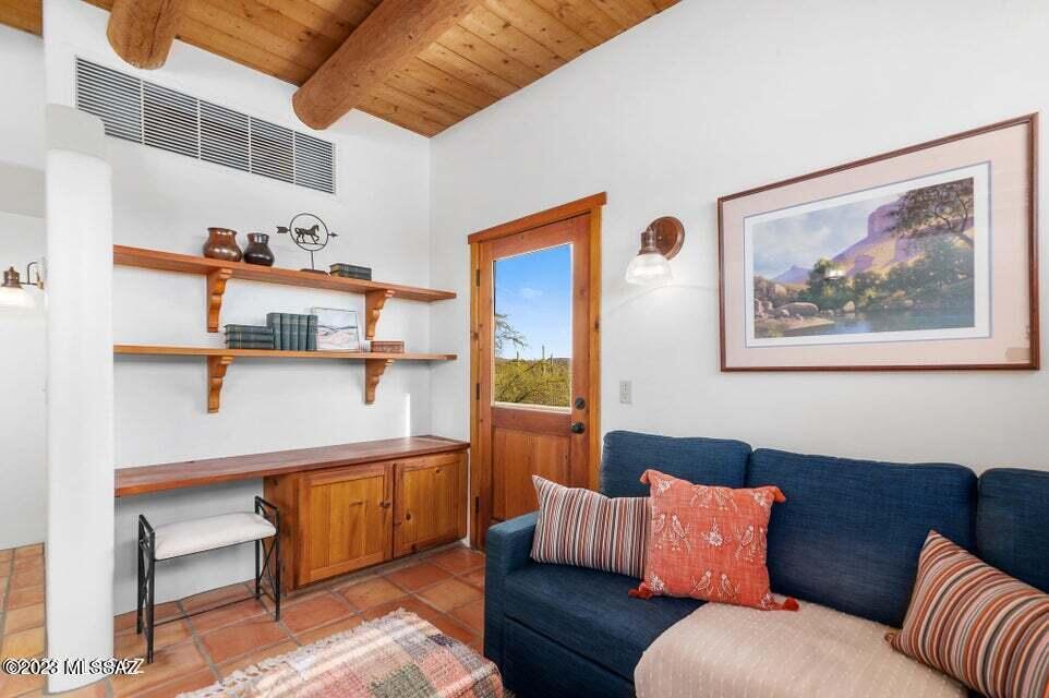 La Cholla Airpark - Residential