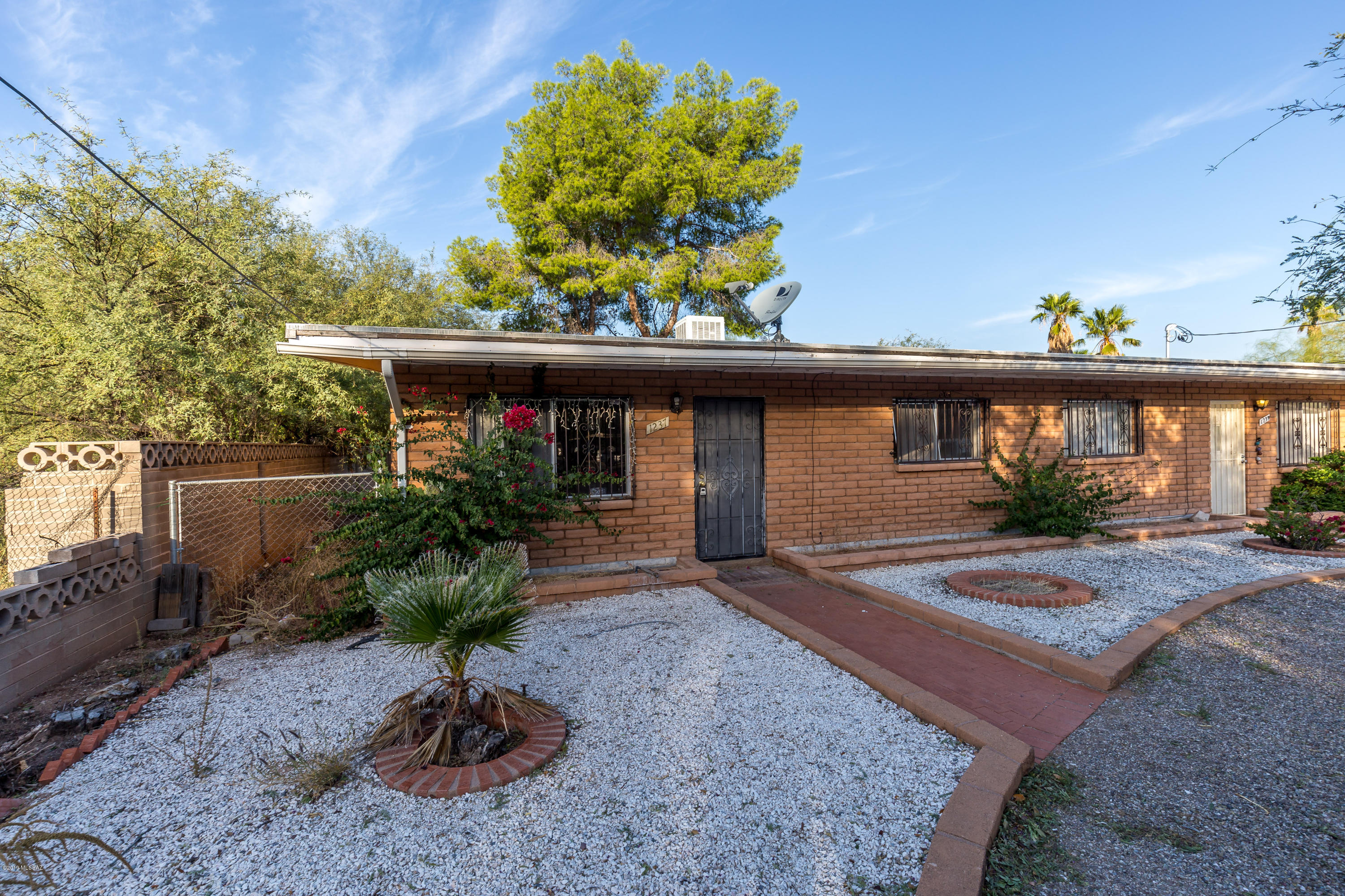 Catalina Heights - Residential Lease