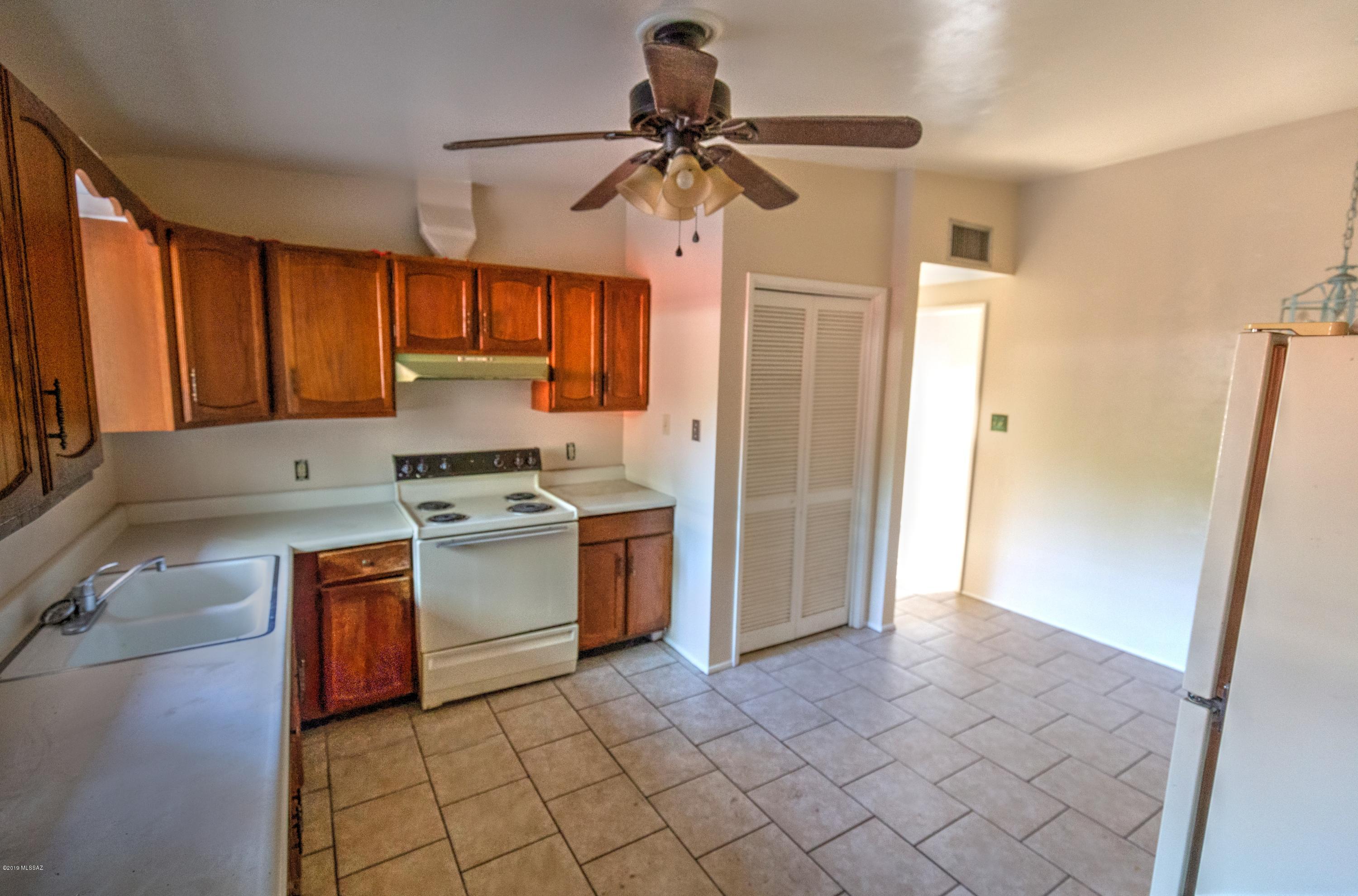 Catalina Heights - Residential Lease
