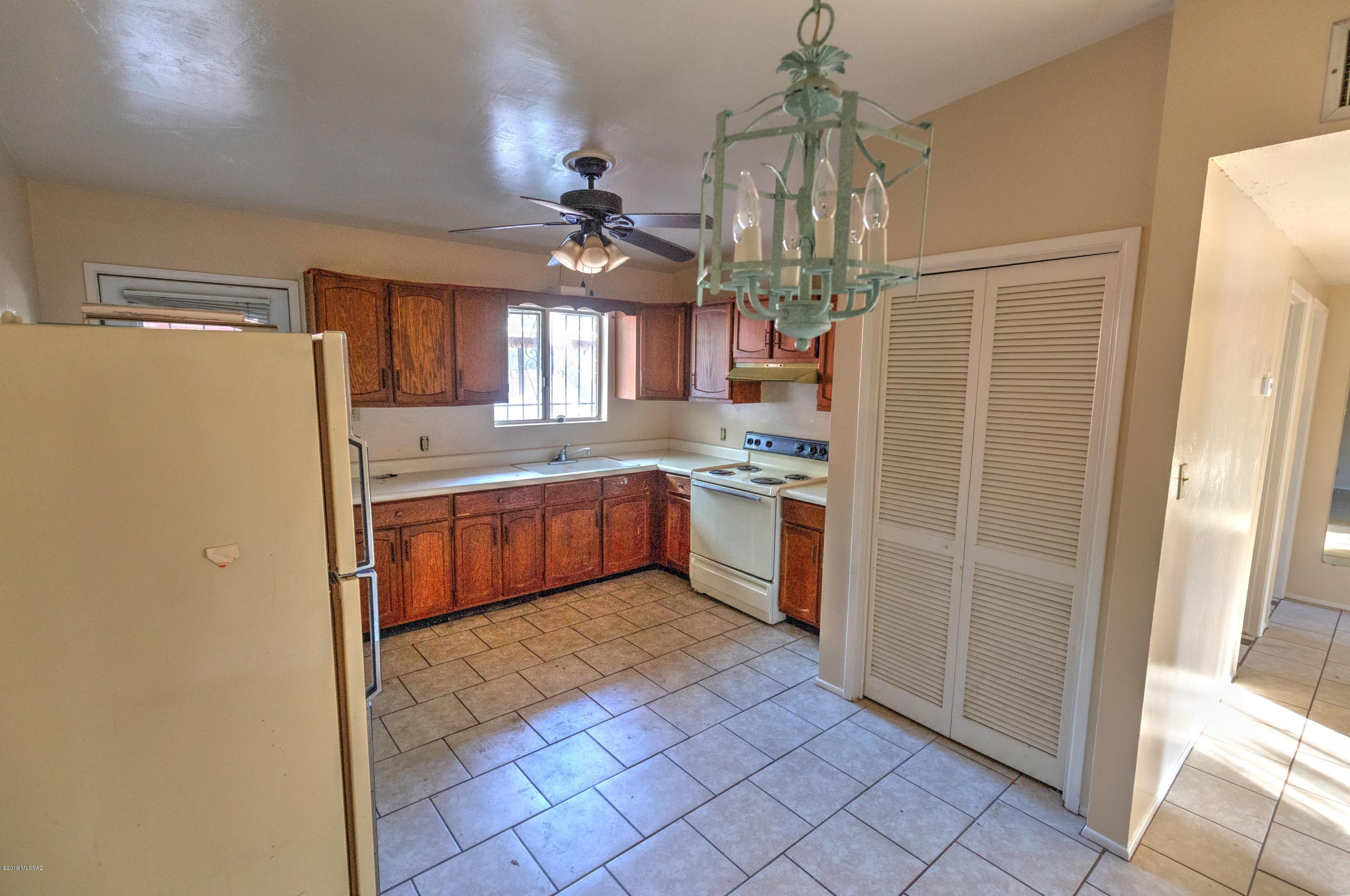 Catalina Heights - Residential Lease