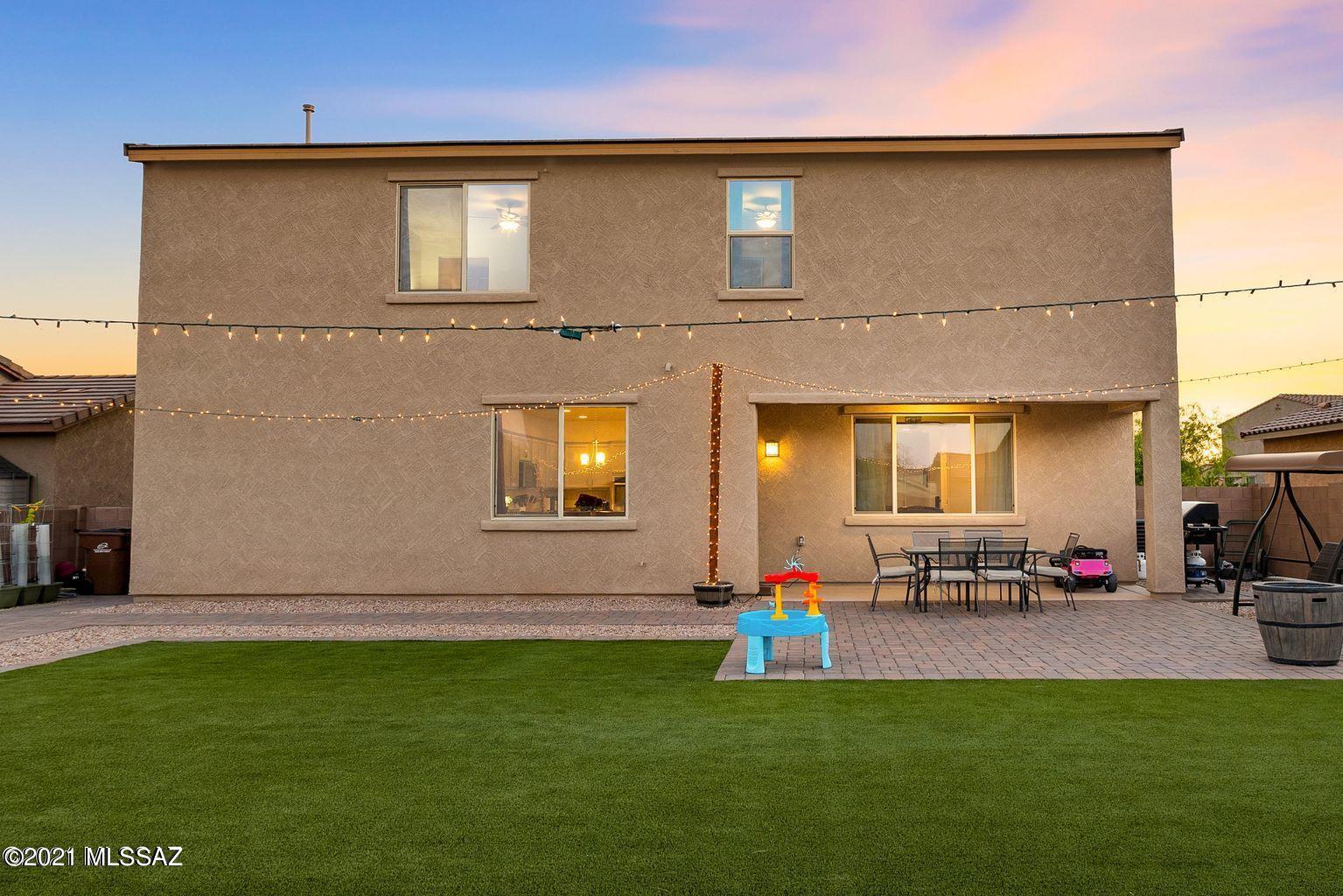 Gladden Farms Block 16 (1-89) - Residential Lease