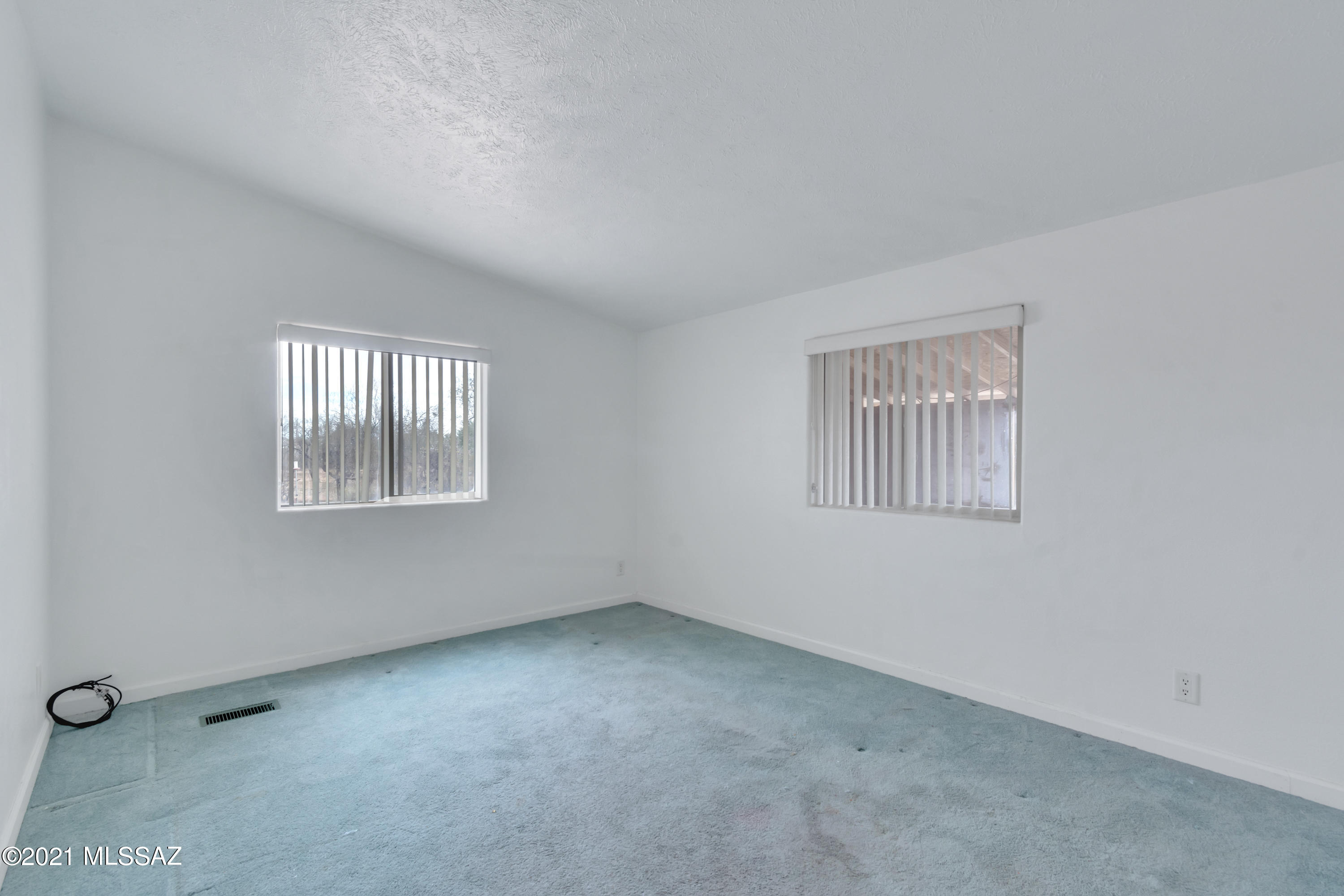 Unsubdivided - Residential