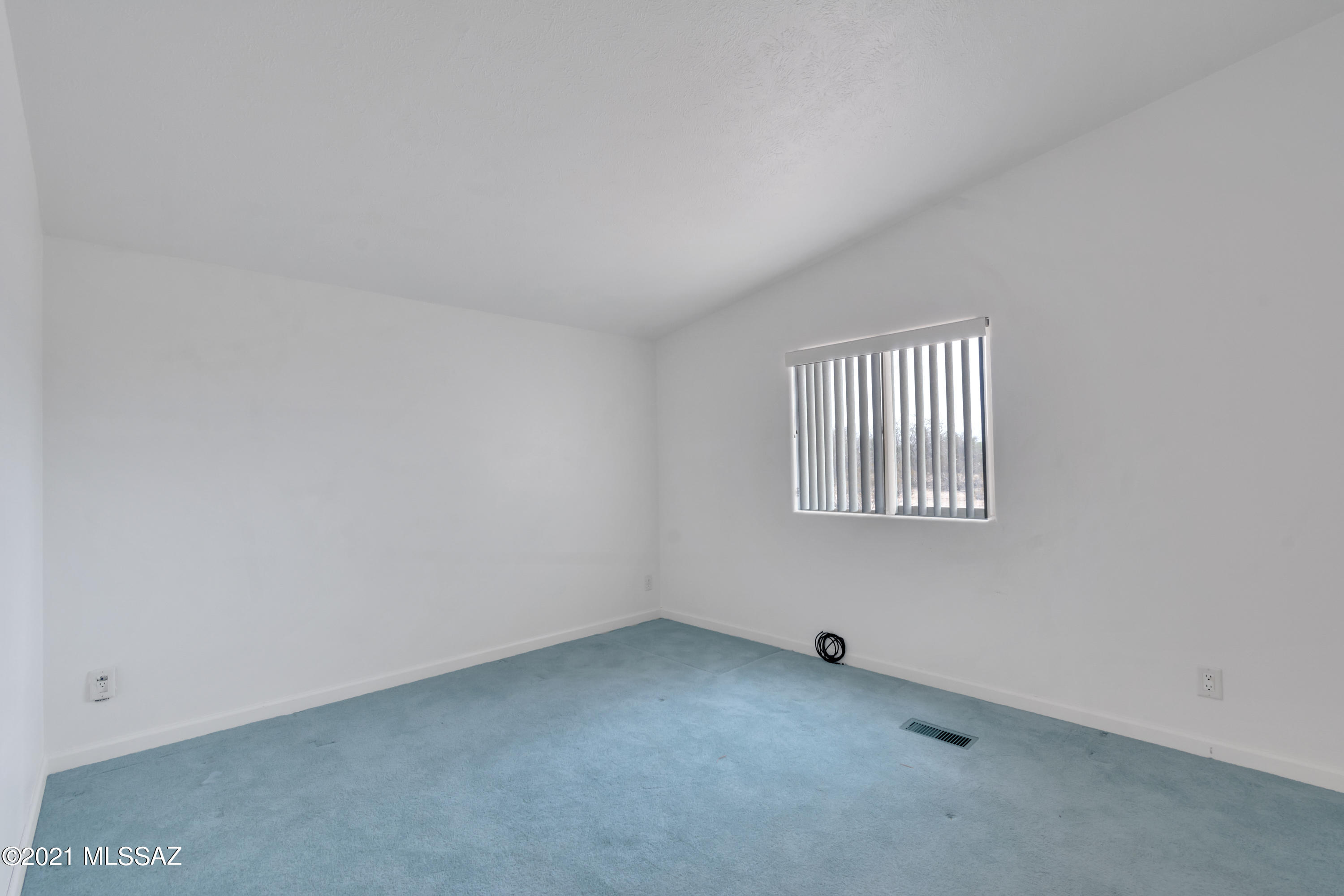 Unsubdivided - Residential