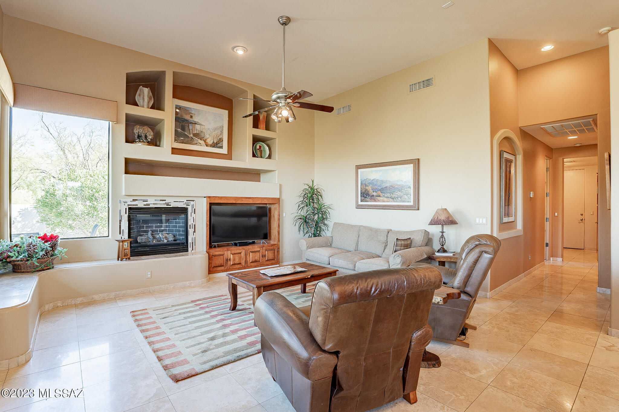 Sabino Mountain (1-290) - Residential