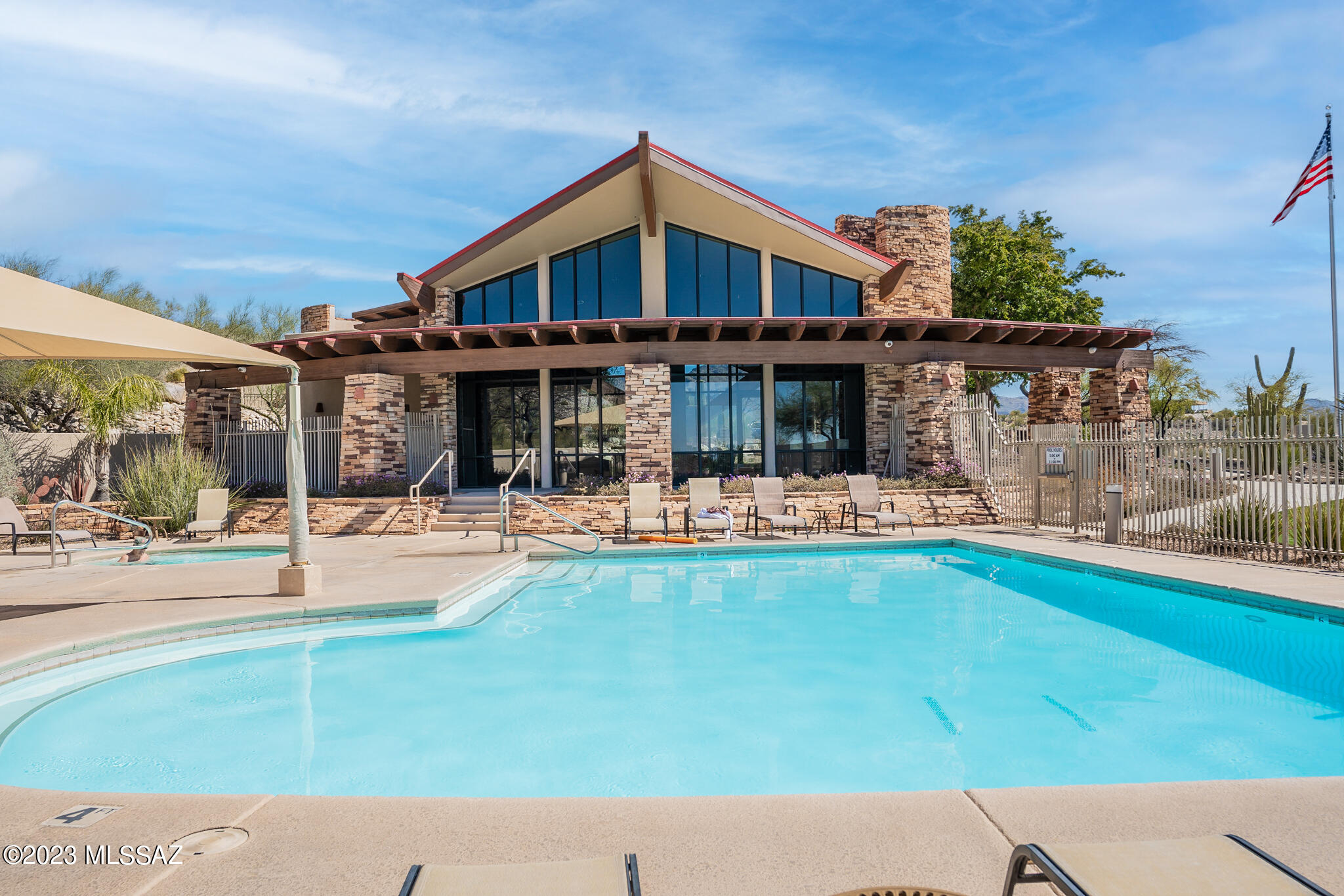 Sabino Mountain (1-290) - Residential