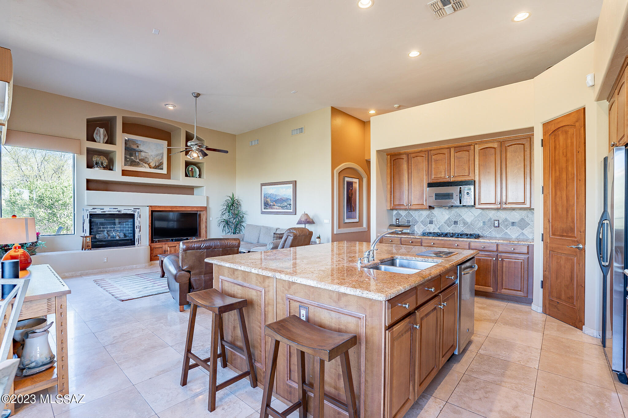 Sabino Mountain (1-290) - Residential