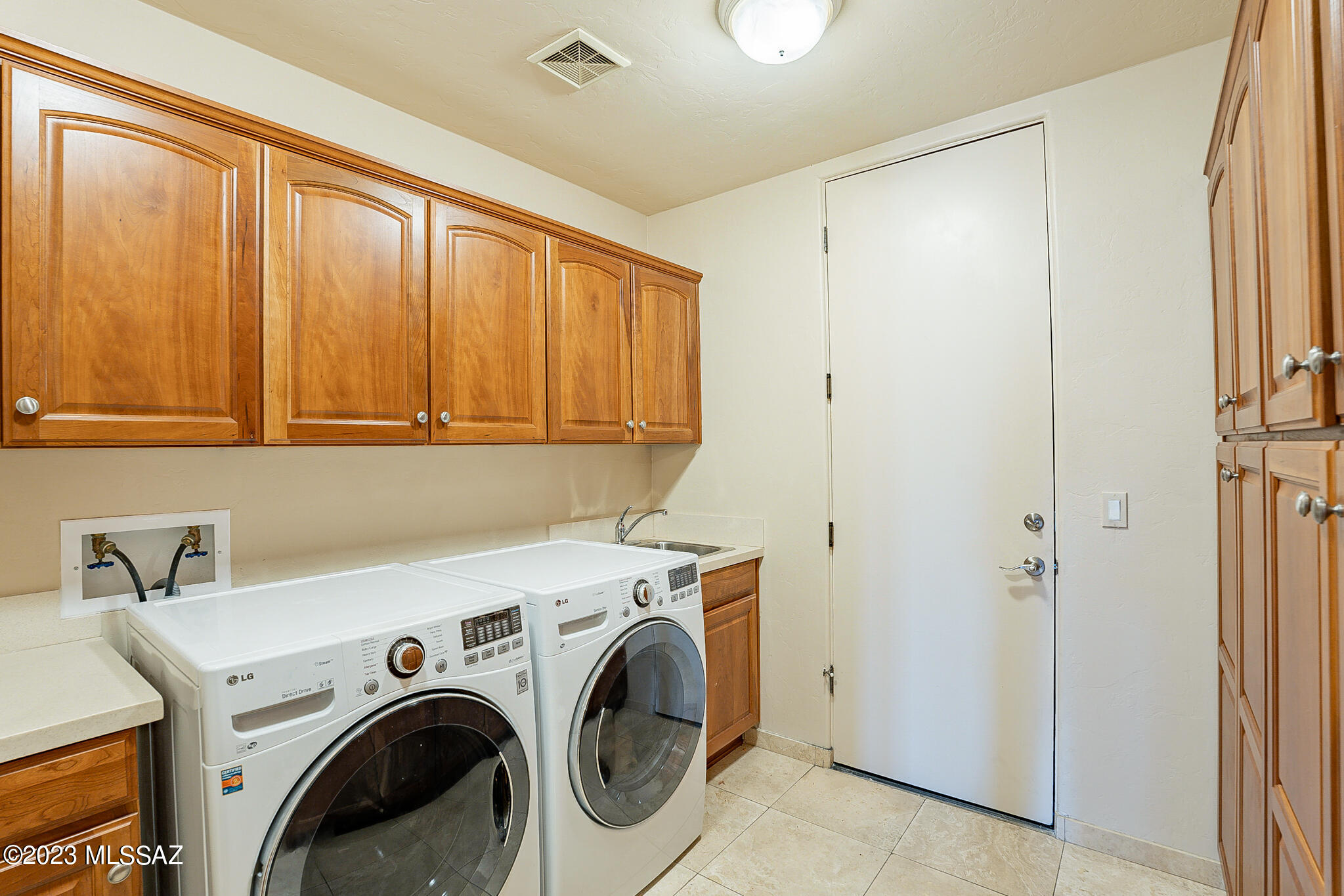 Sabino Mountain (1-290) - Residential