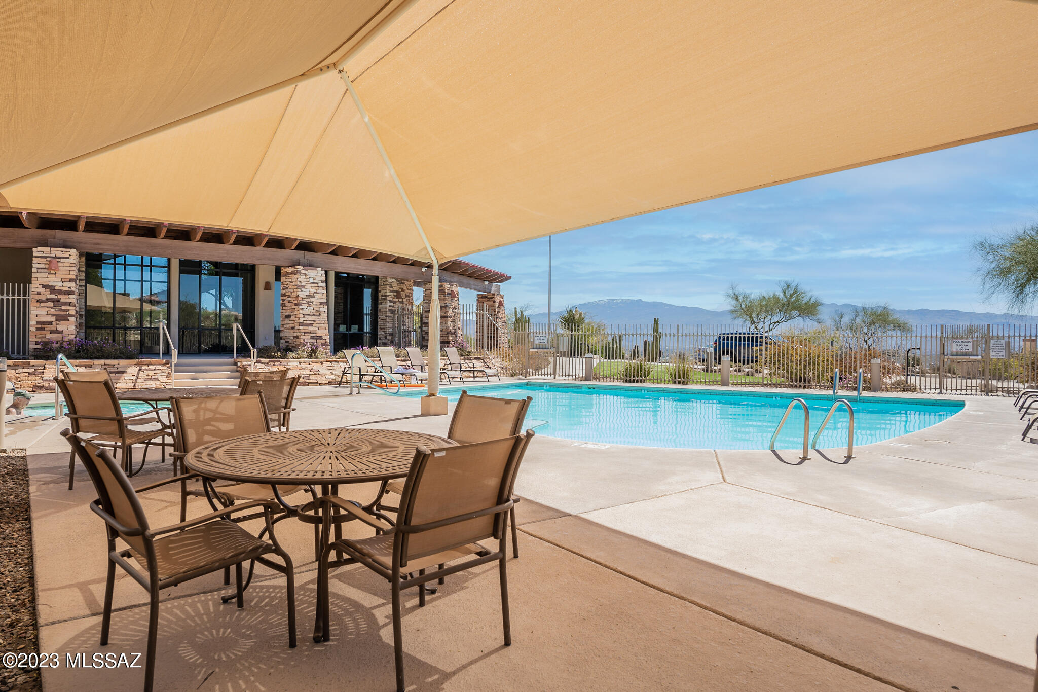 Sabino Mountain (1-290) - Residential