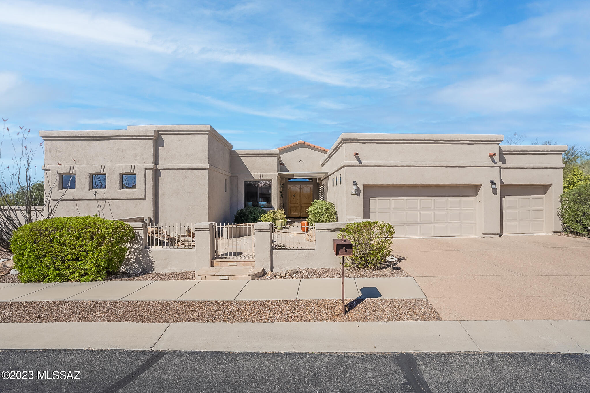 Sabino Mountain (1-290) - Residential