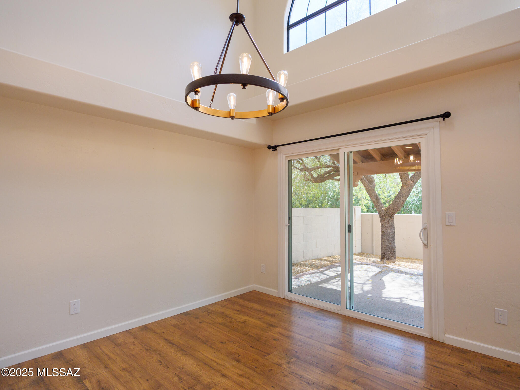 River At North Campbell (1-59) - Residential Lease