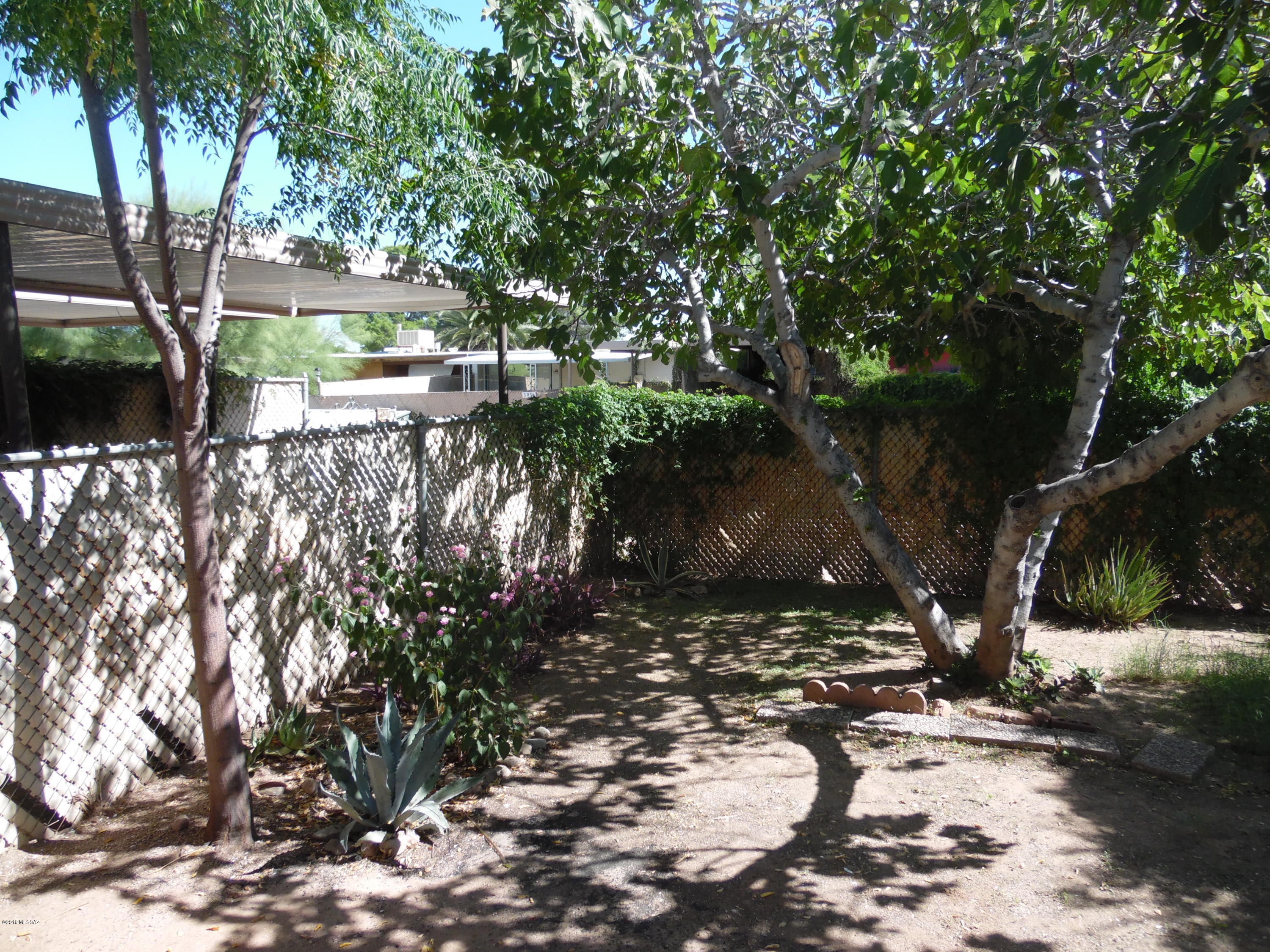 Palm Grove Clusters Resub (16-185) - Residential Lease