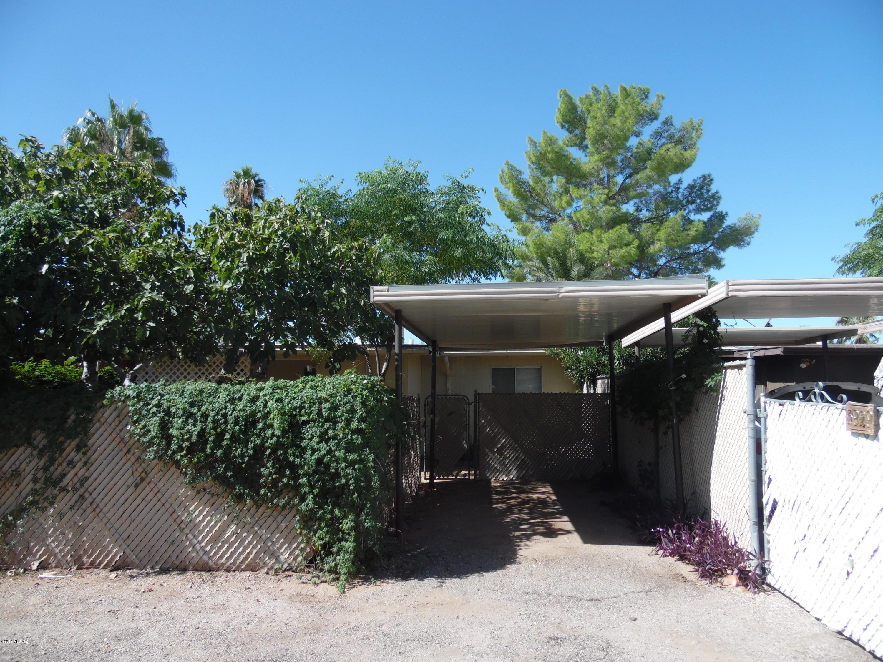 Palm Grove Clusters Resub (16-185) - Residential Lease