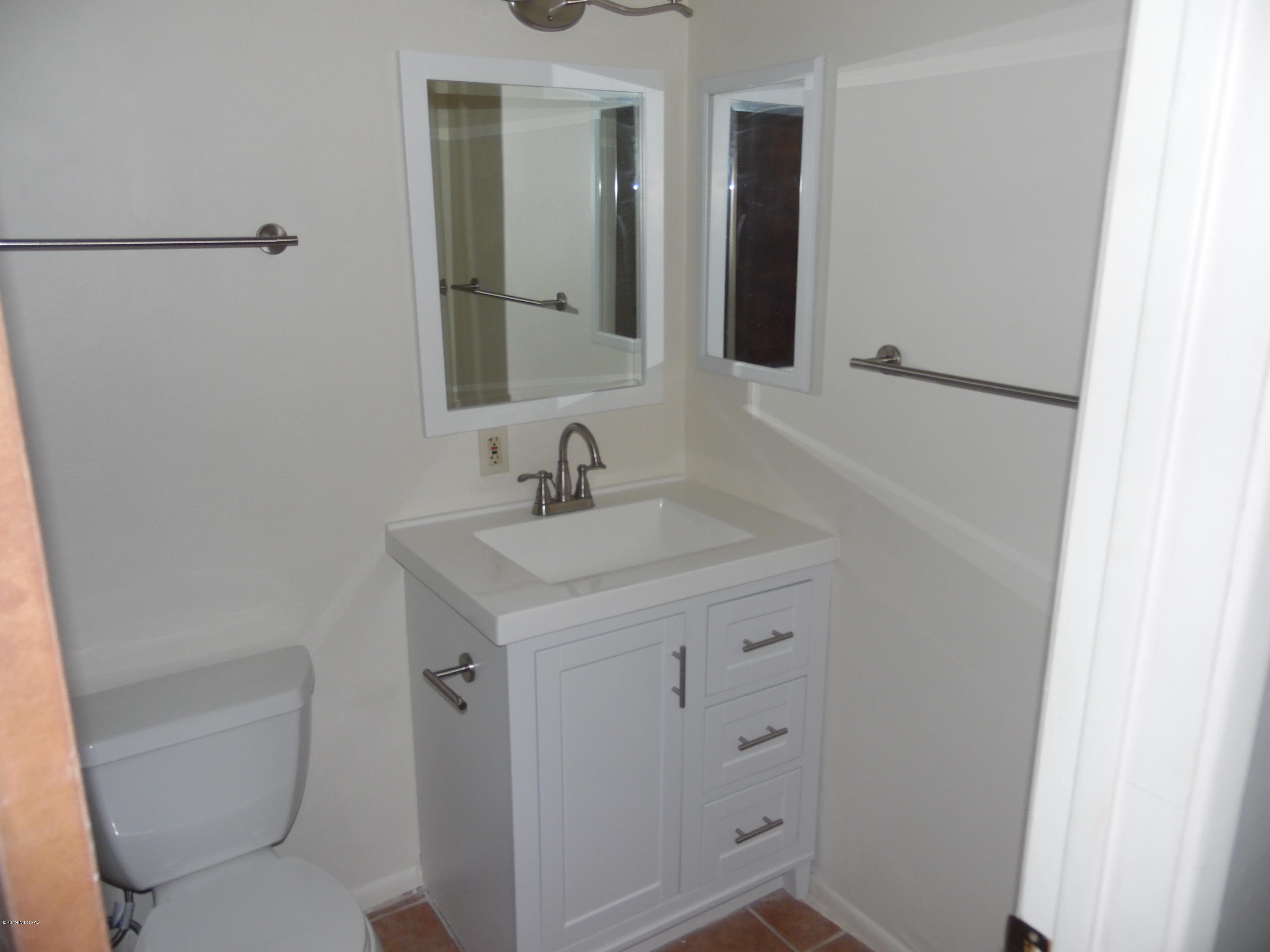 Palm Grove Clusters Resub (16-185) - Residential Lease